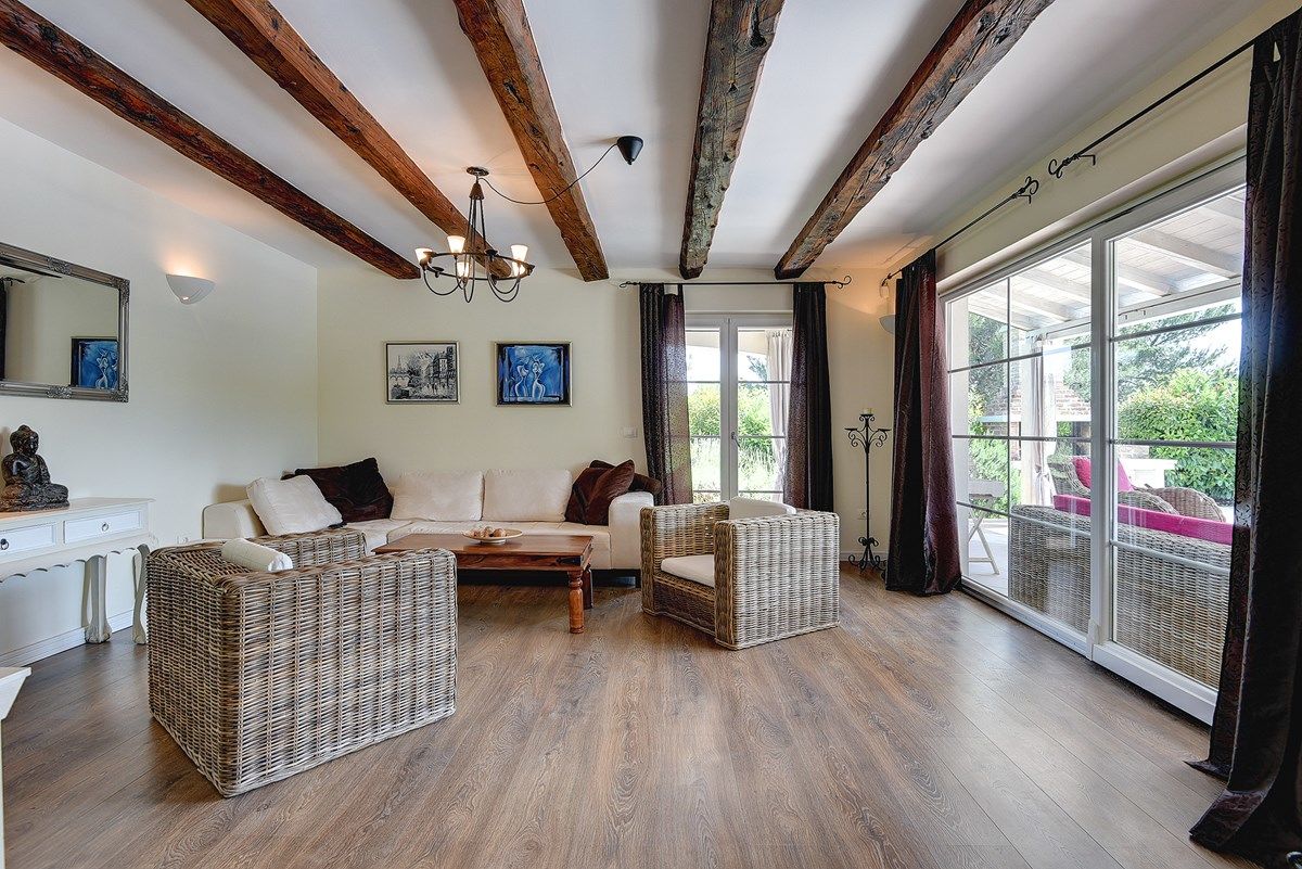 Villa Oliva 74019-K1