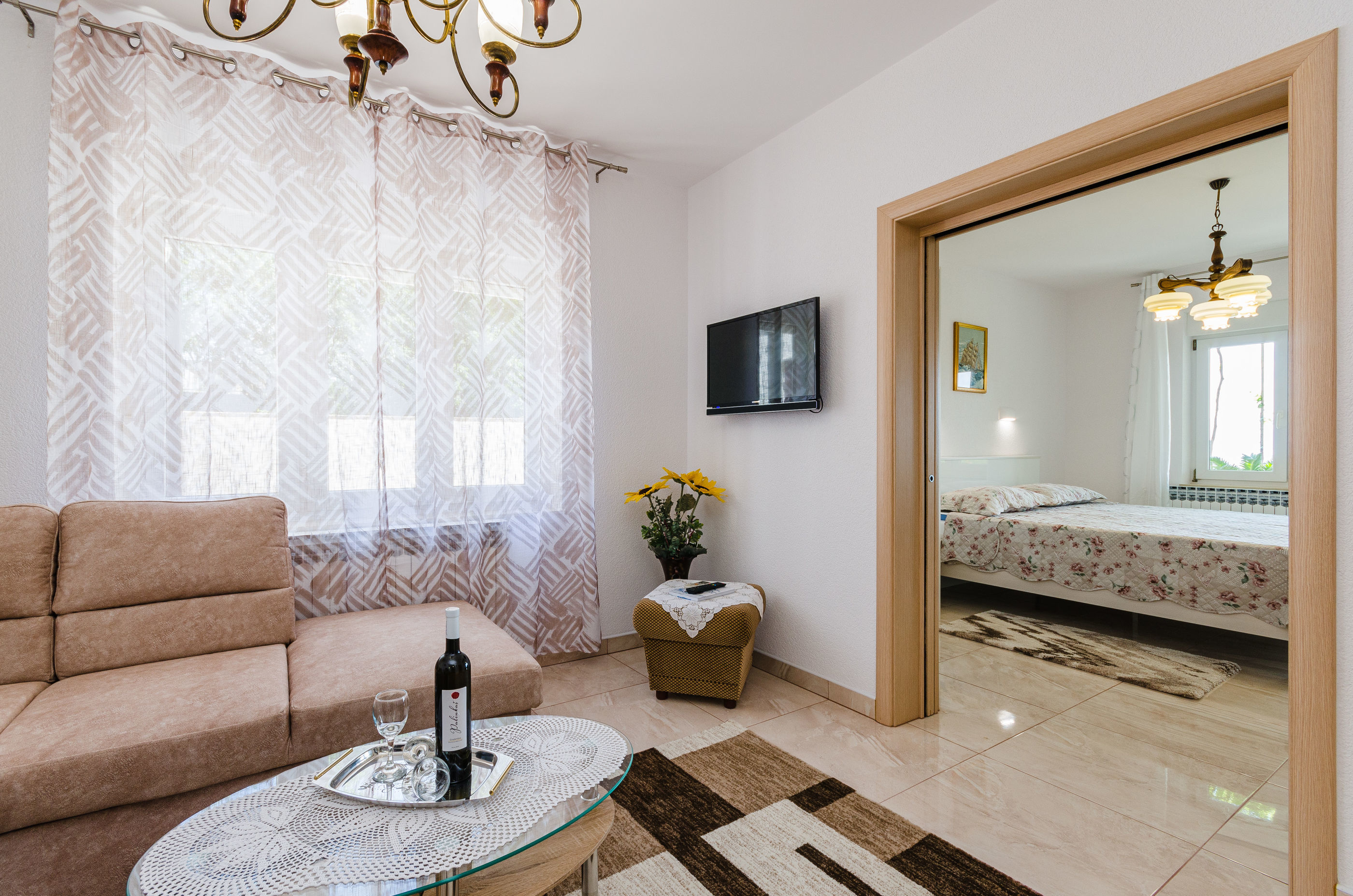 Apartments Katica 71001-A2