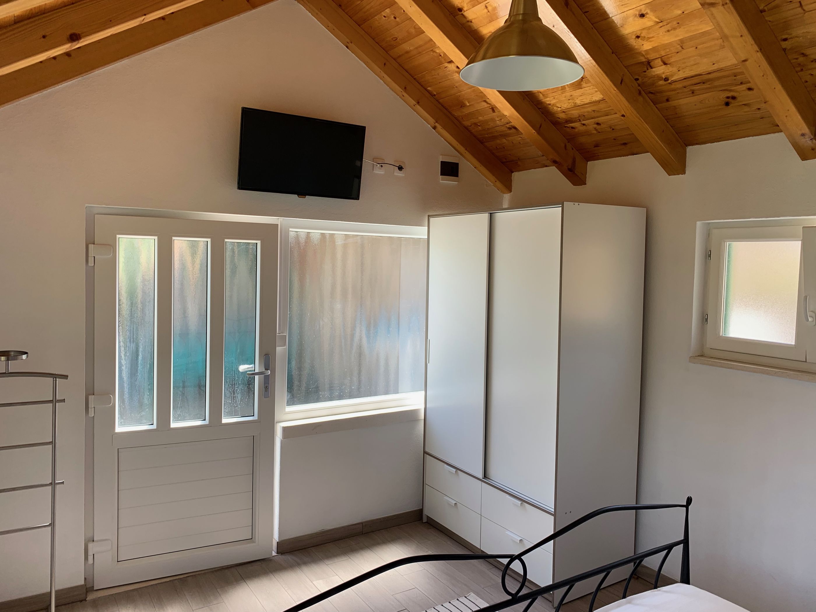 House Ivica 34902-K1