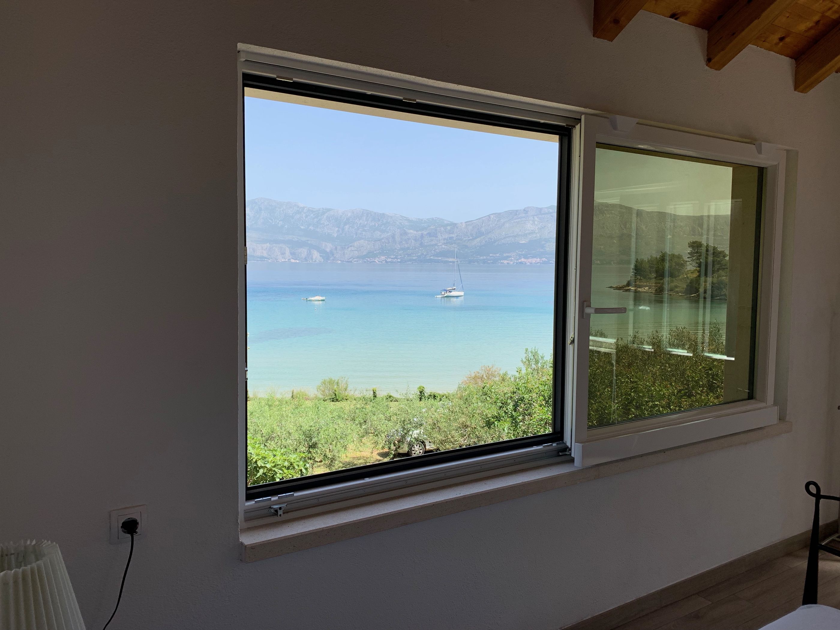 House Ivica 34902-K1