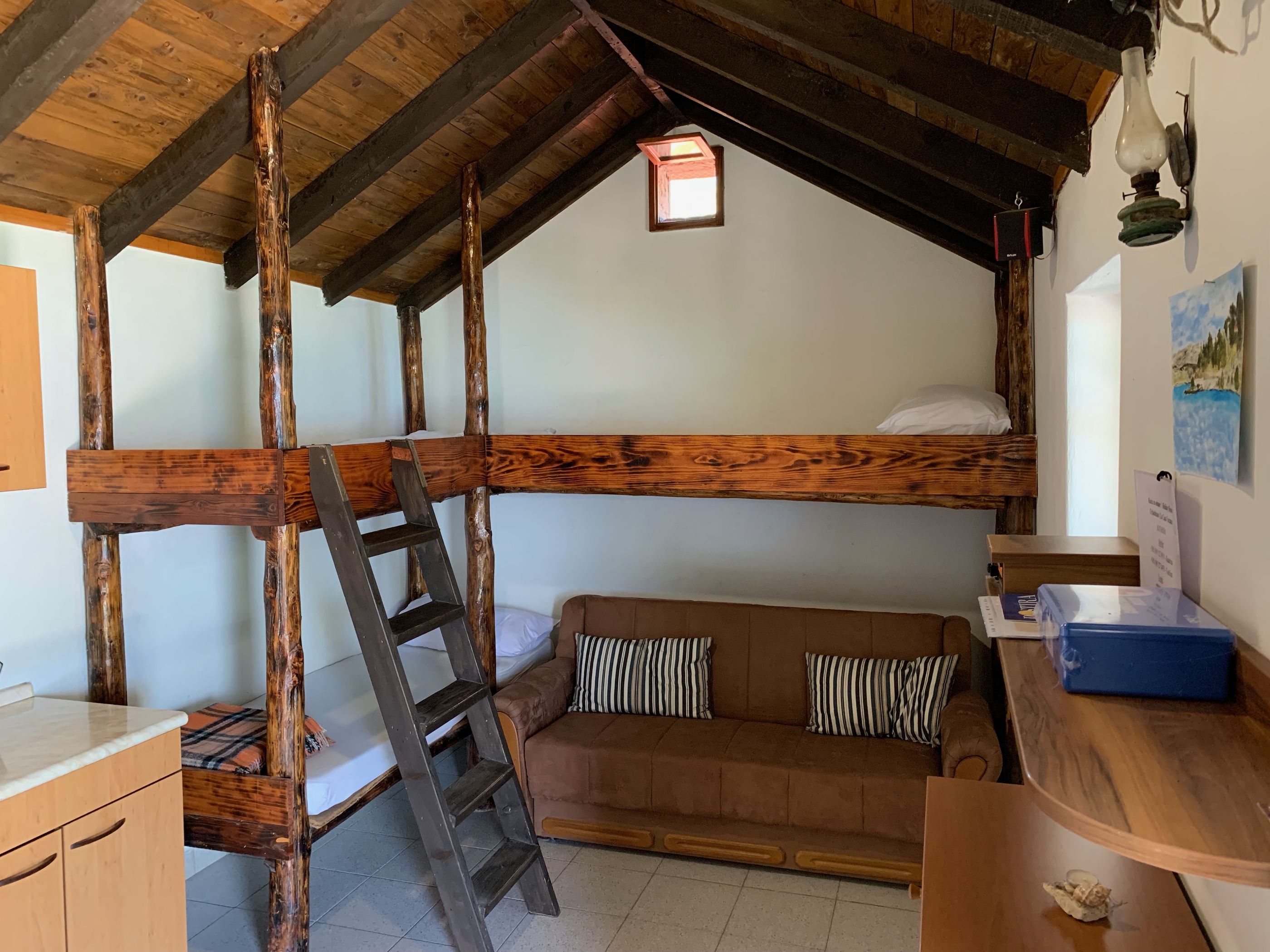 House Ivica 34902-K1