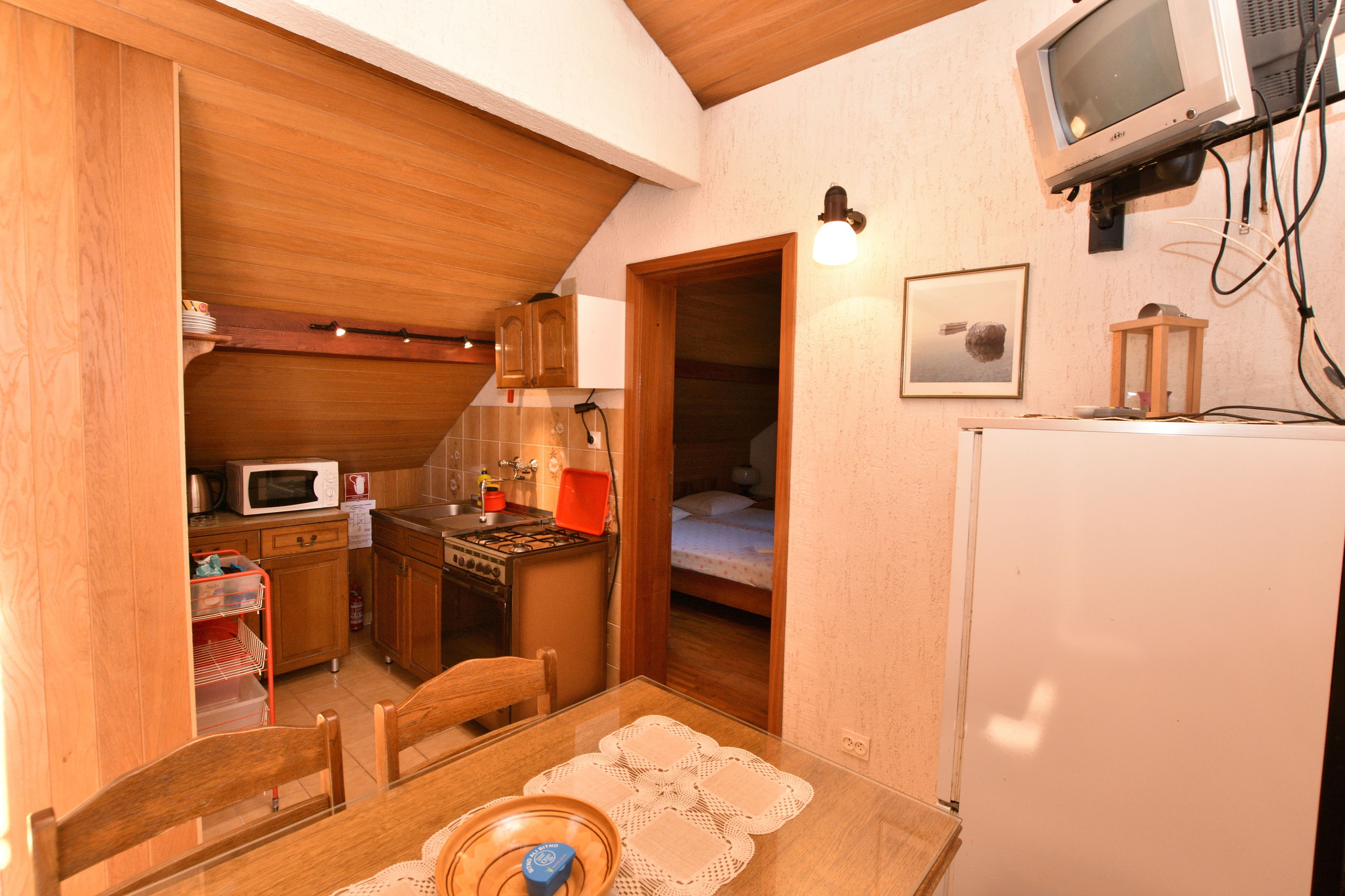 Apartments 2M 70951-A3