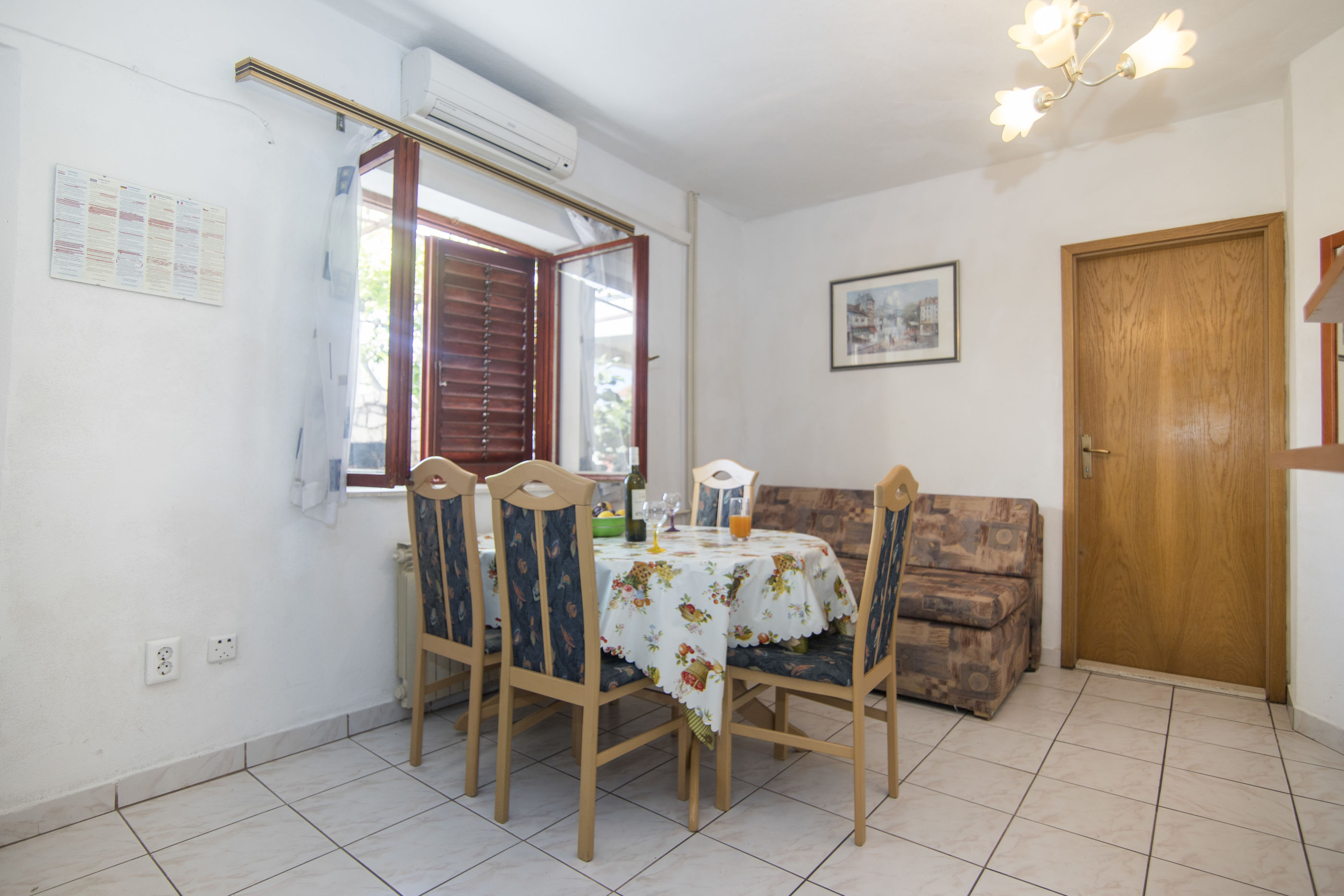 Apartments and Rooms Nikol 67161-A1