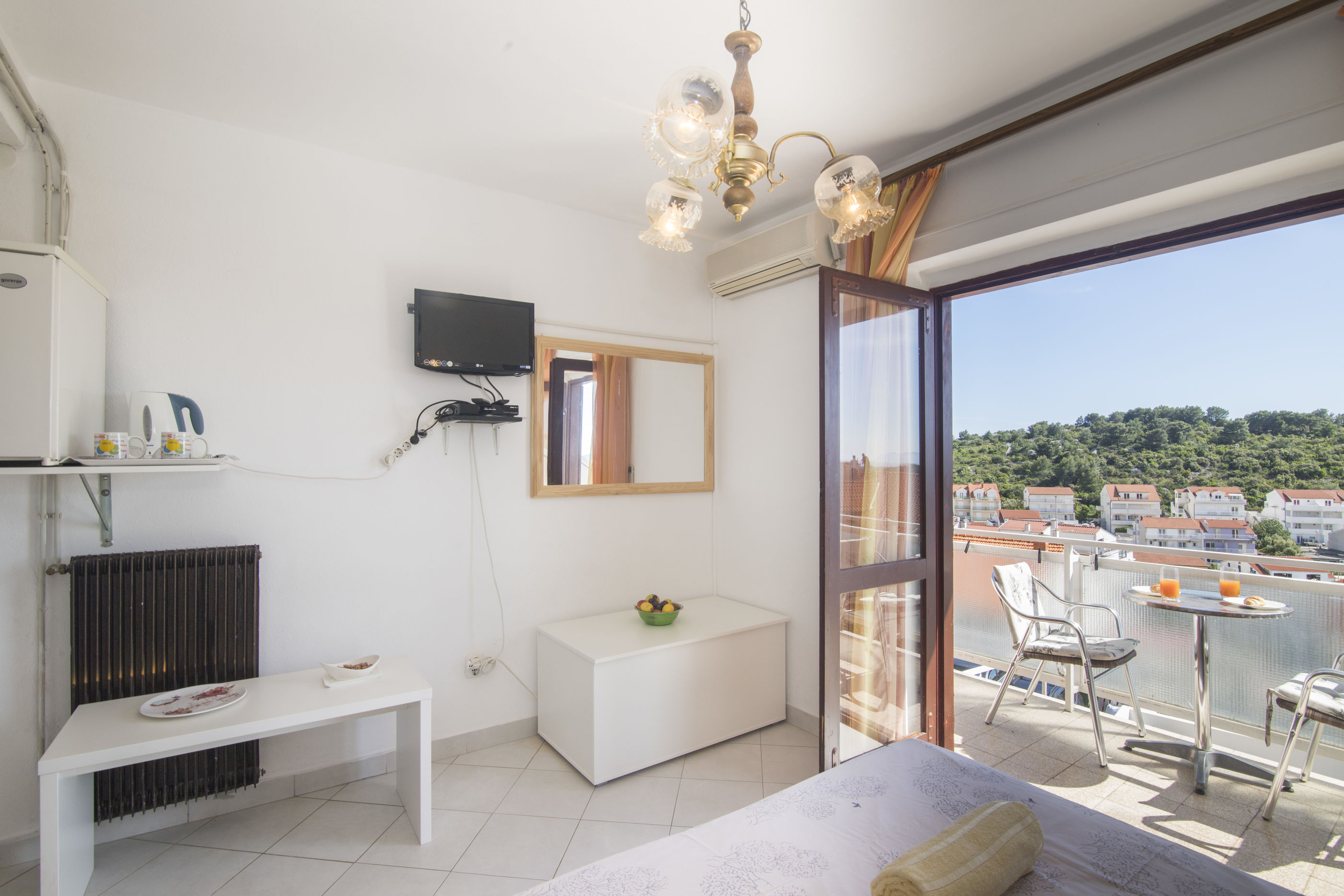 Apartments and Rooms Nikol 67161-S2