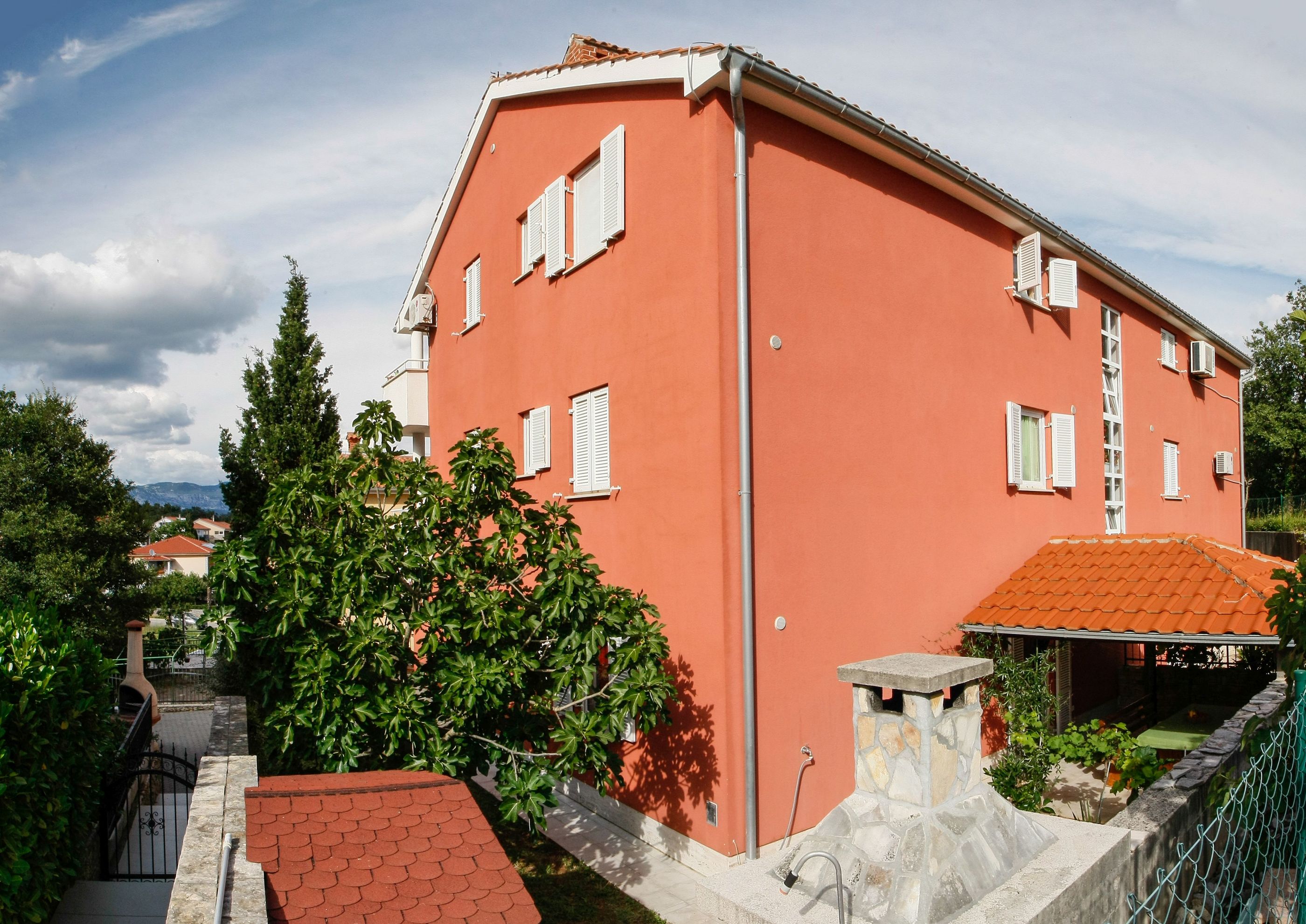 Apartment Sally 71261-A1