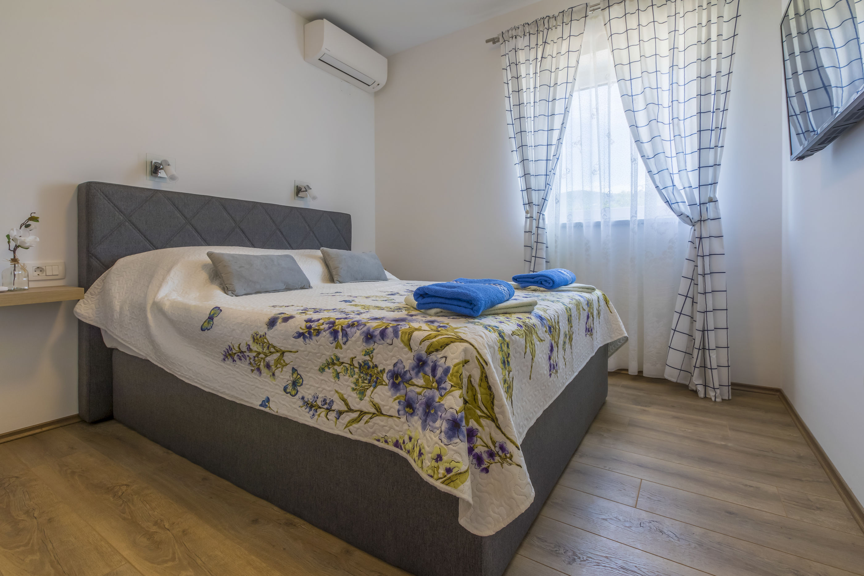 Rooms Nevenka 2 62923-S1