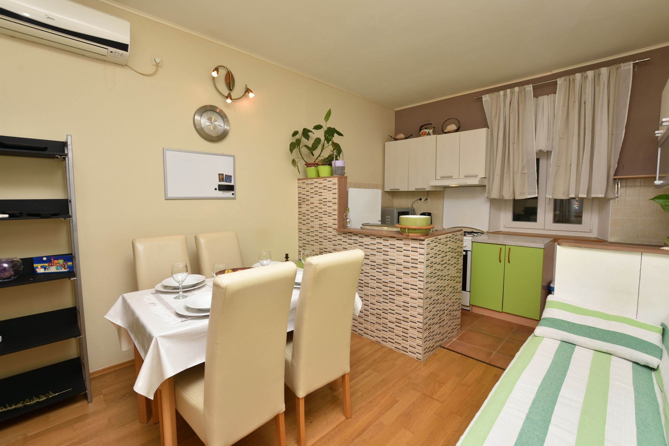 Apartment Skoric 71291-A1
