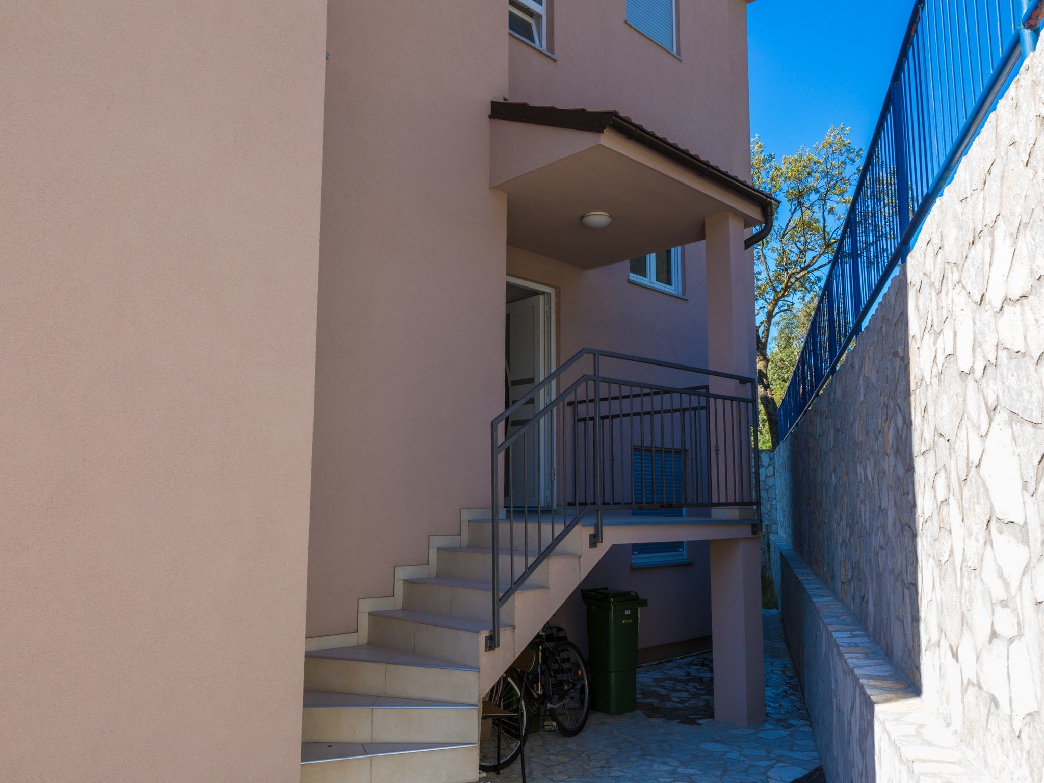 Apartment Cherry 62925-A1