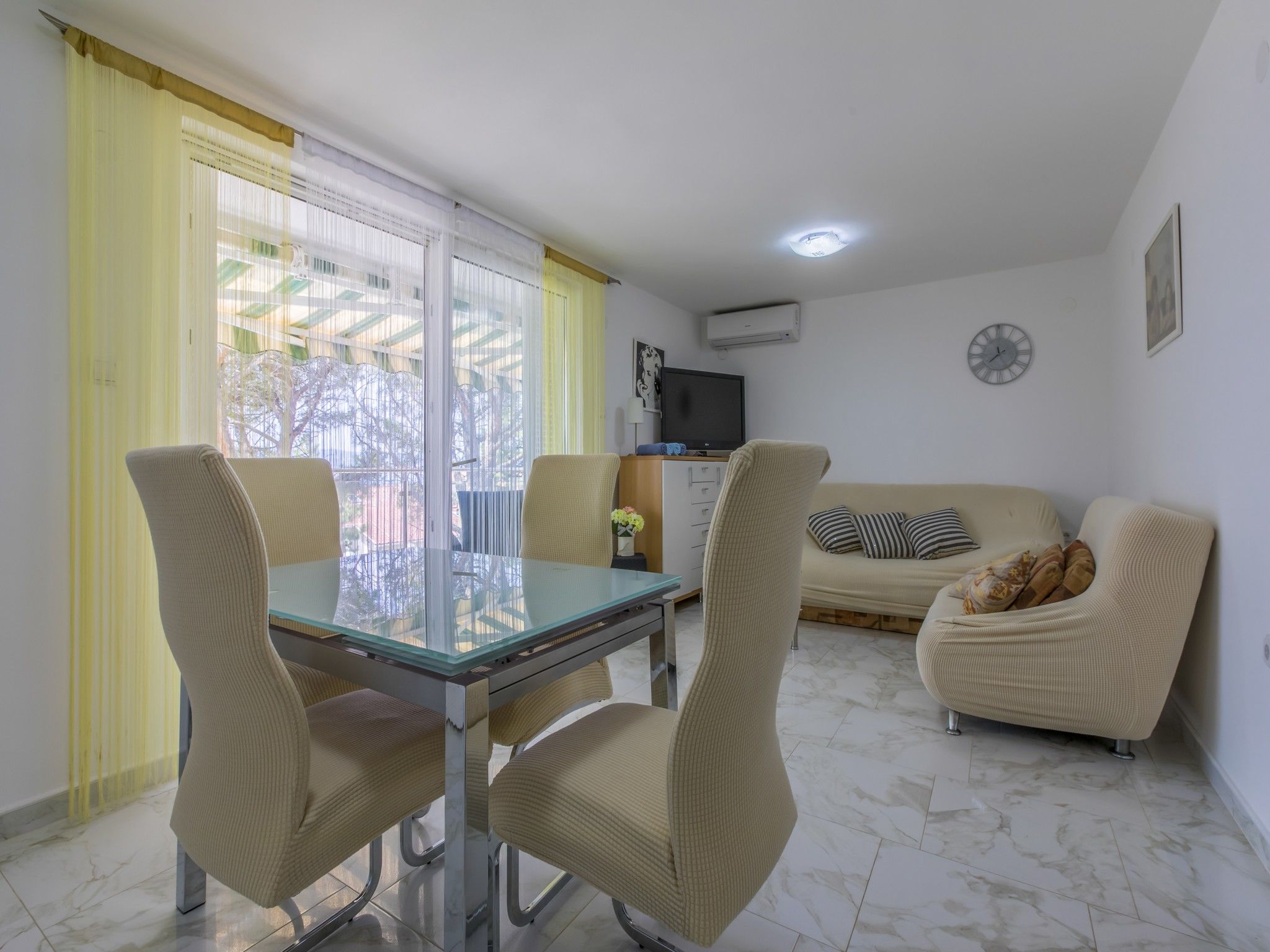 Apartment Cherry 2 62926-A1