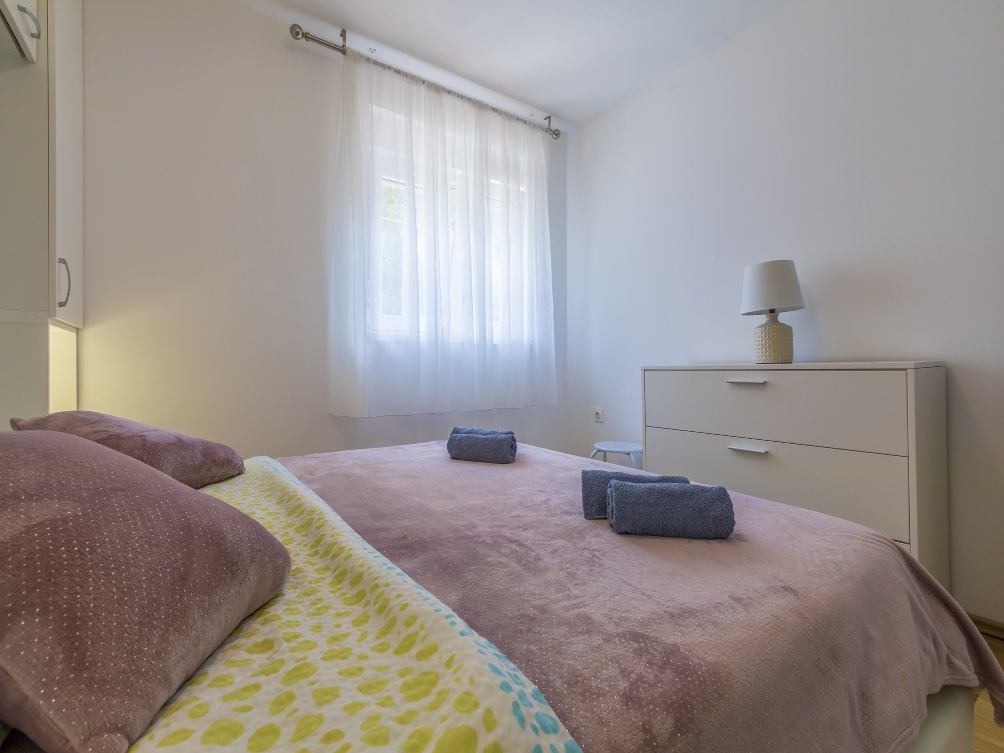 Apartment Cherry 2 62926-A1
