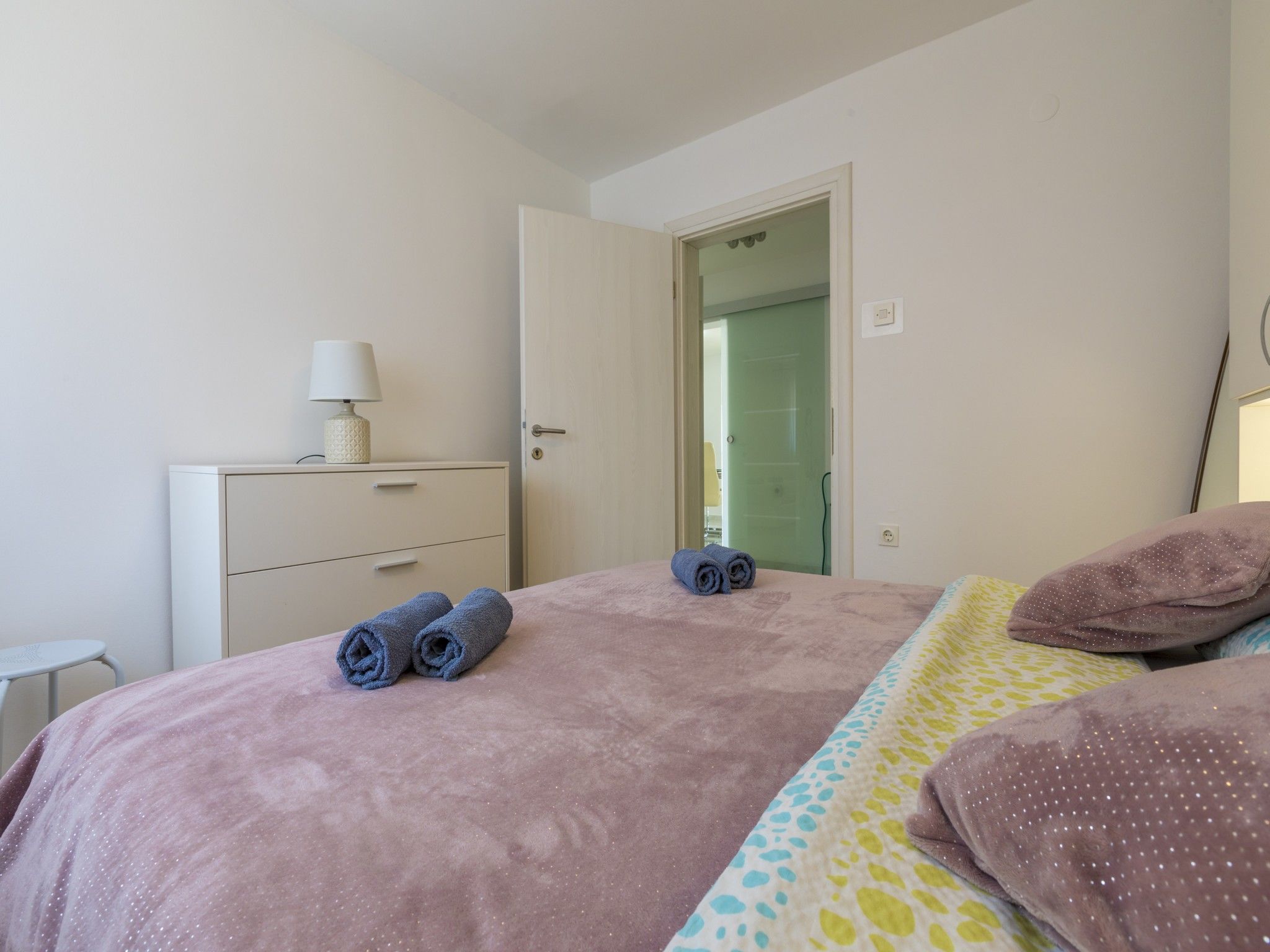 Apartment Cherry 2 62926-A1