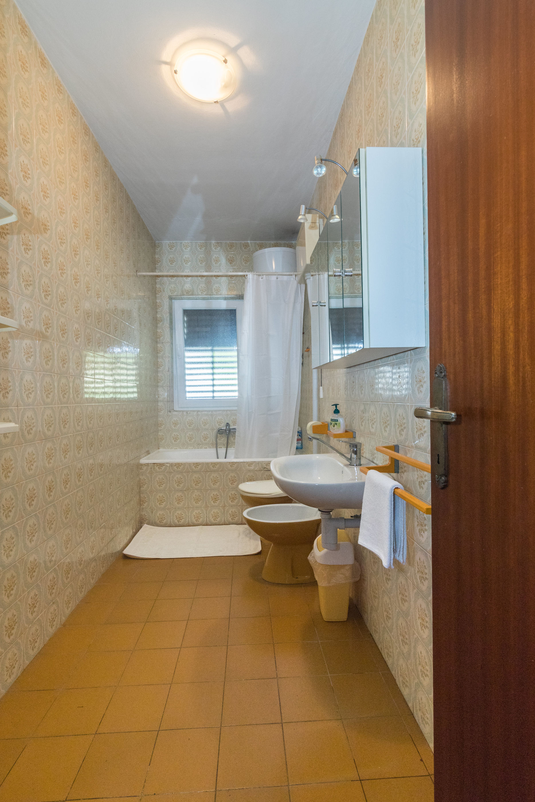 Apartments Jelka 56141-A2