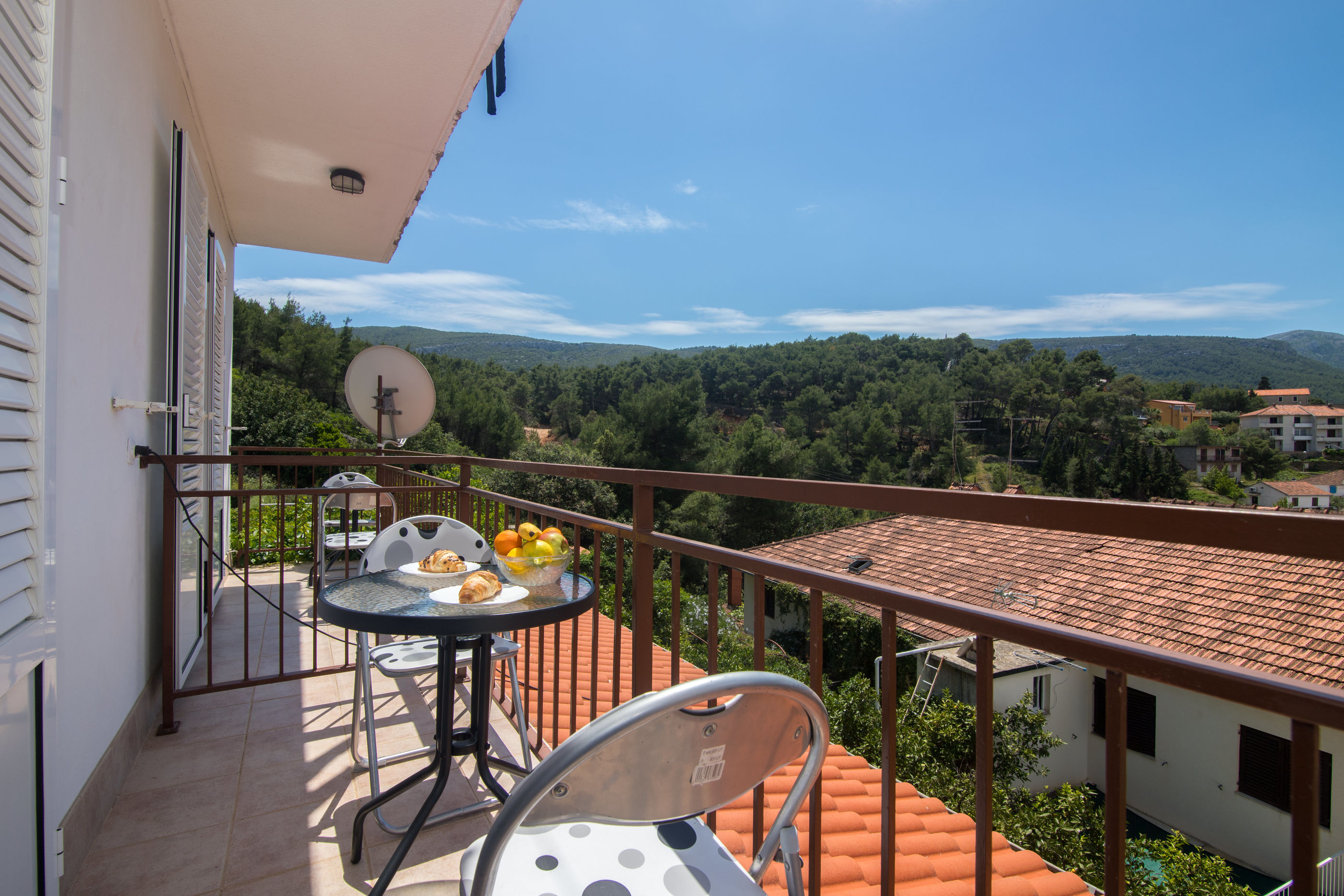 Apartments Jelka 56141-A2