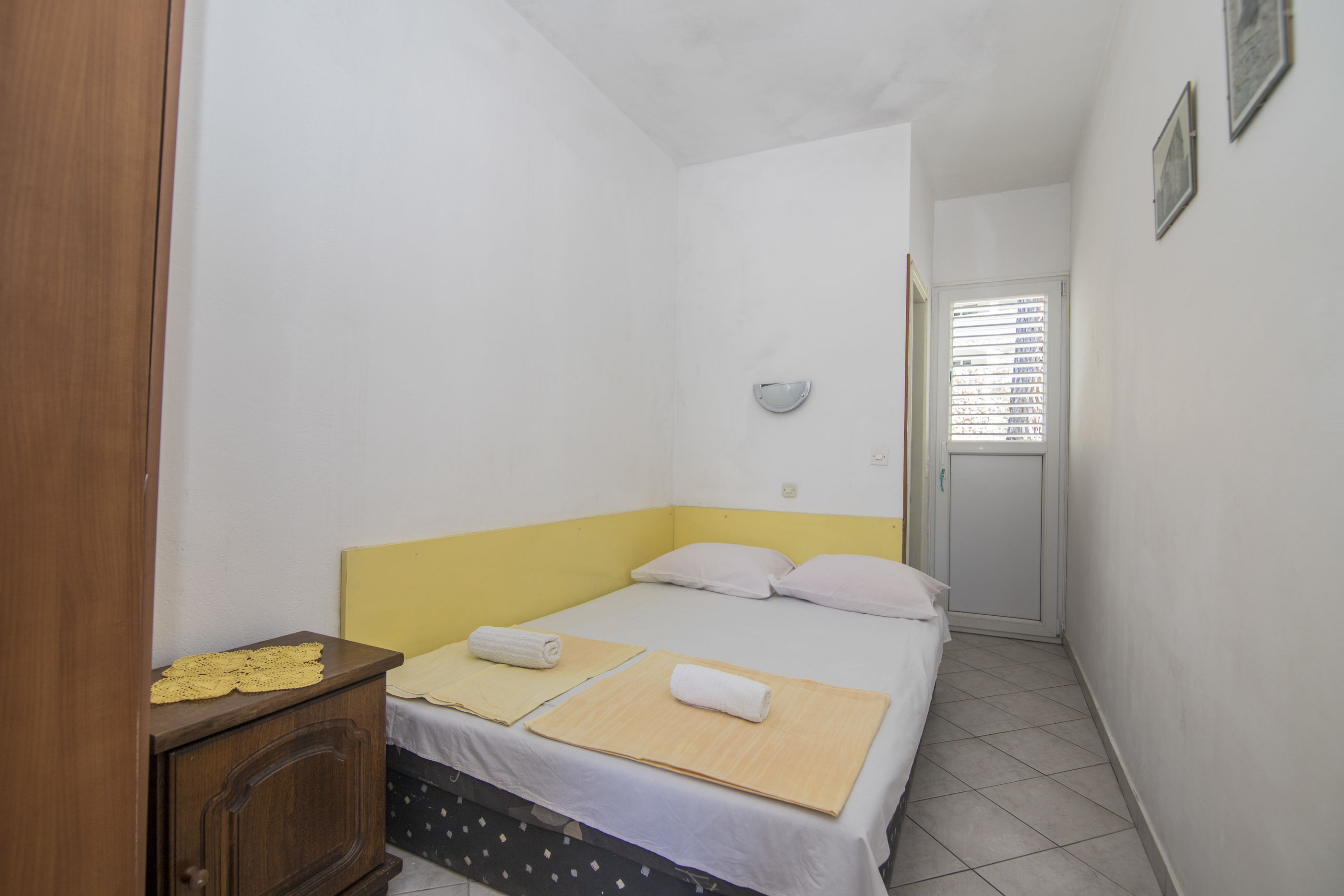 Apartments Tonin 18771-A4