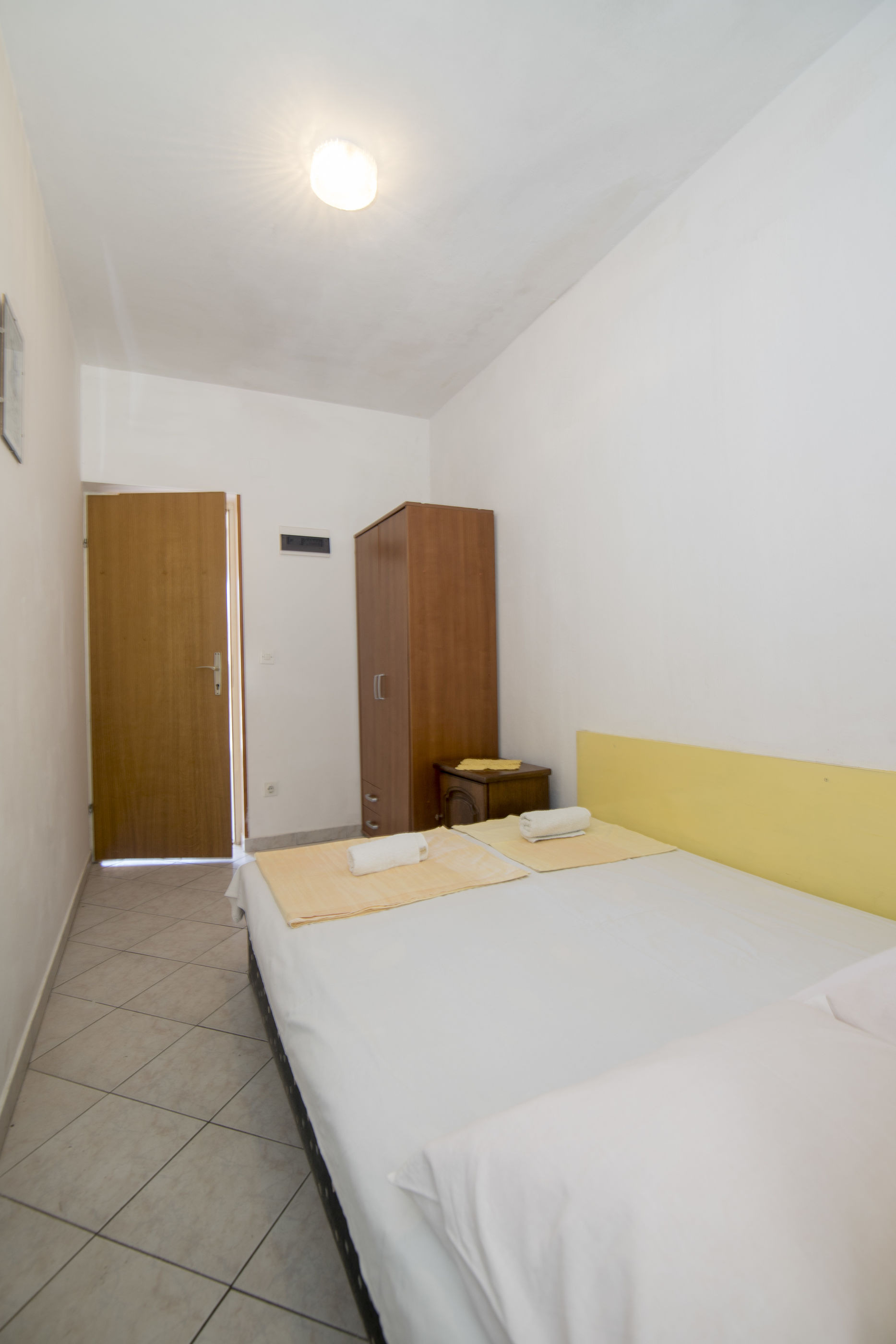 Apartments Tonin 18771-A4