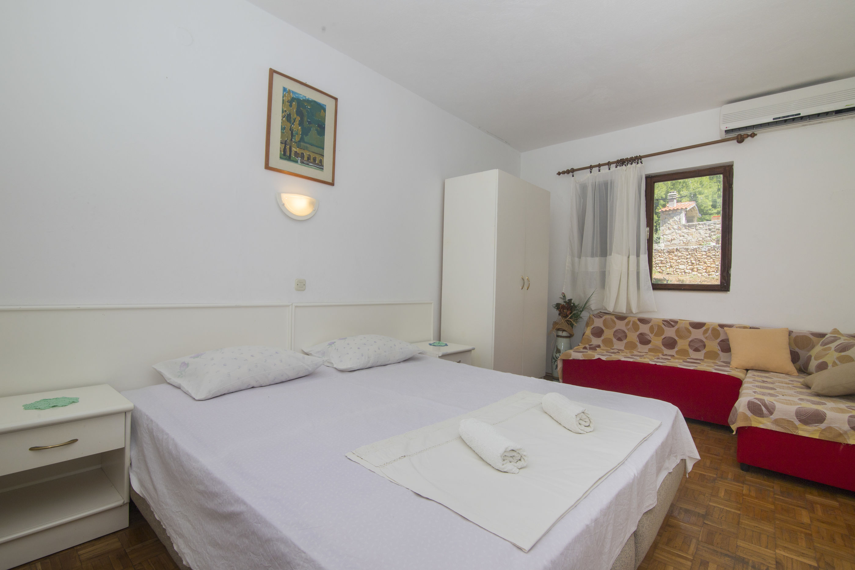 Apartments Tonin 18771-A3