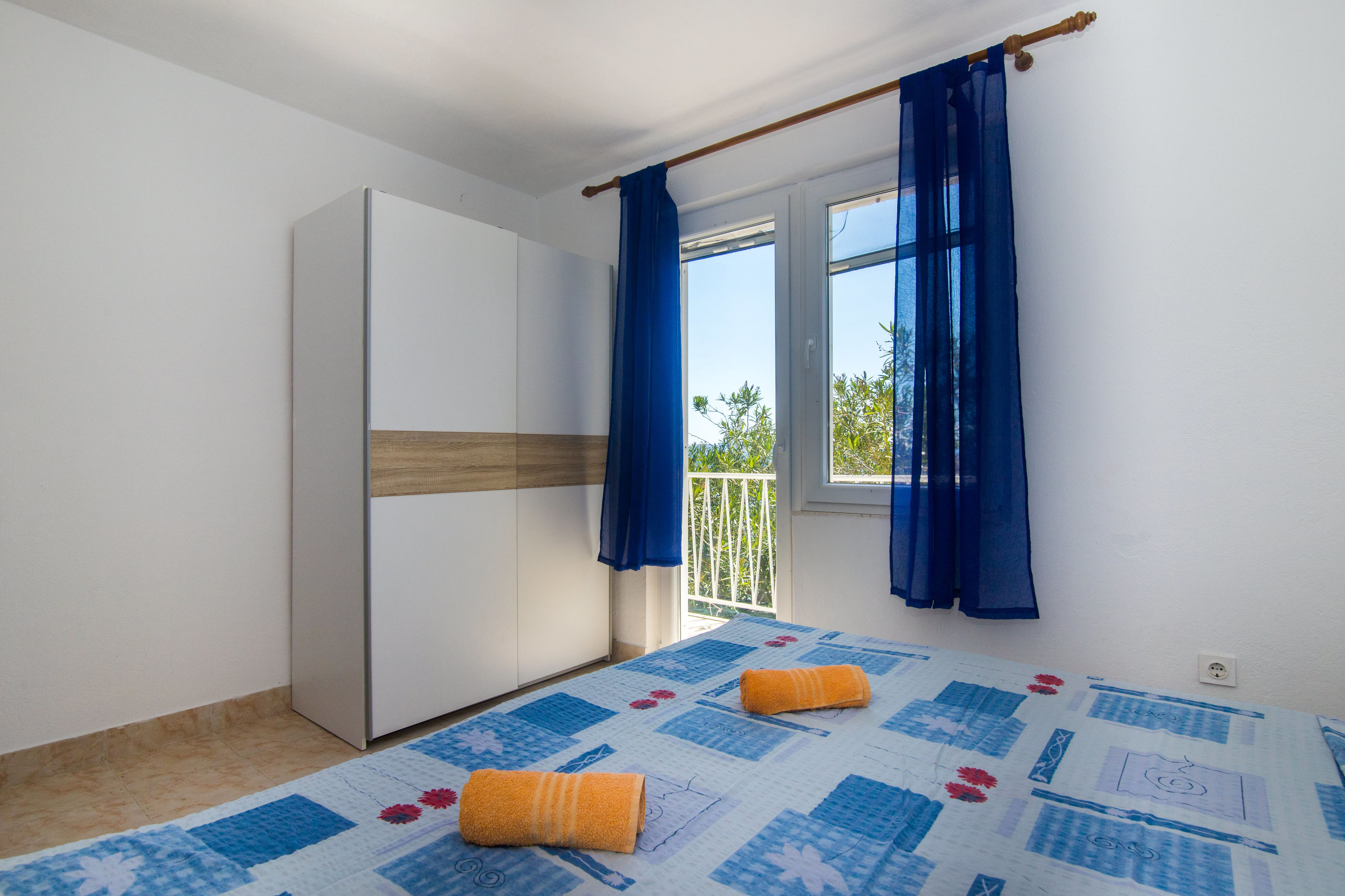 Apartments Robinzon Petar 41691-A2