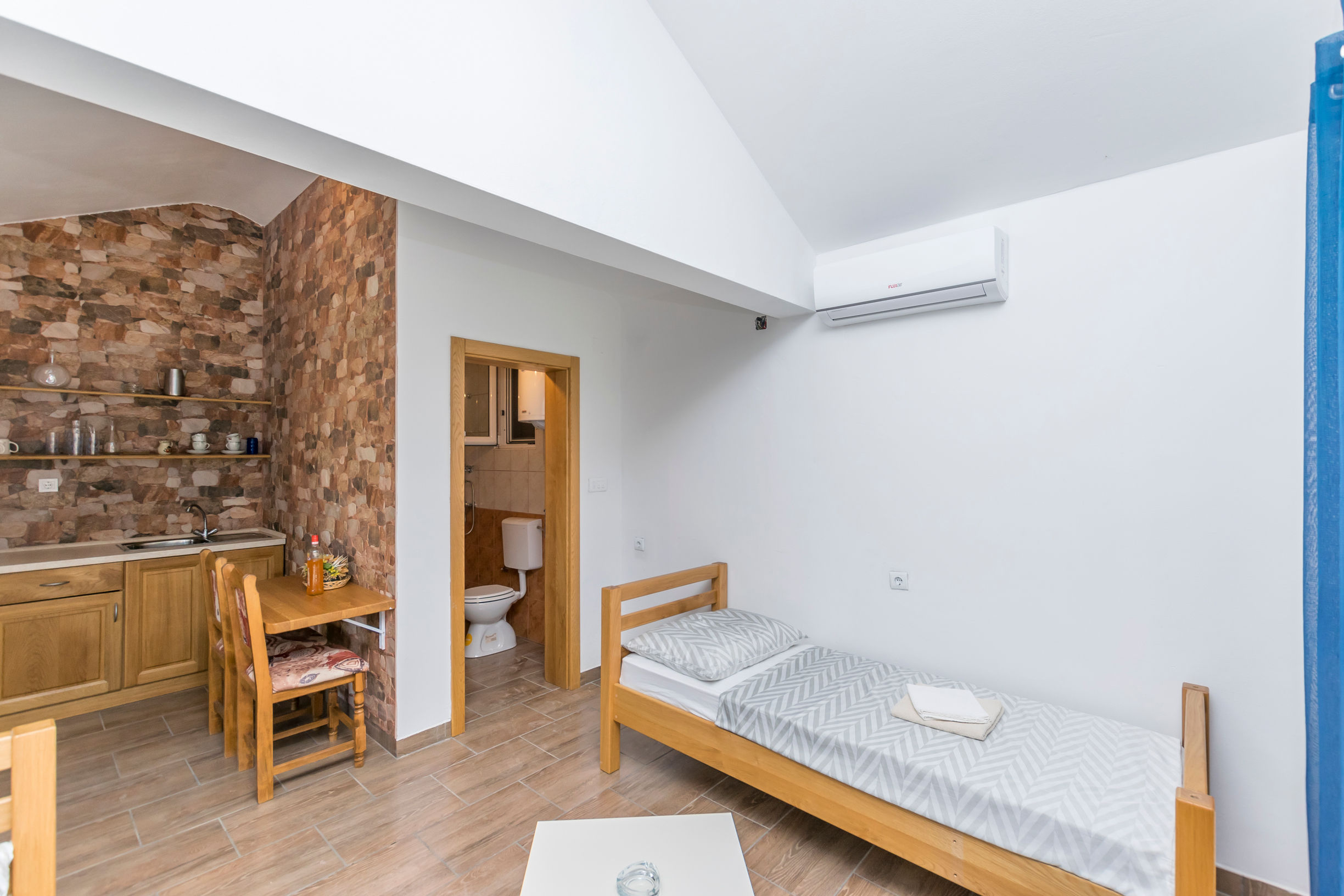 House Paklenica Stone ll 55883-K1