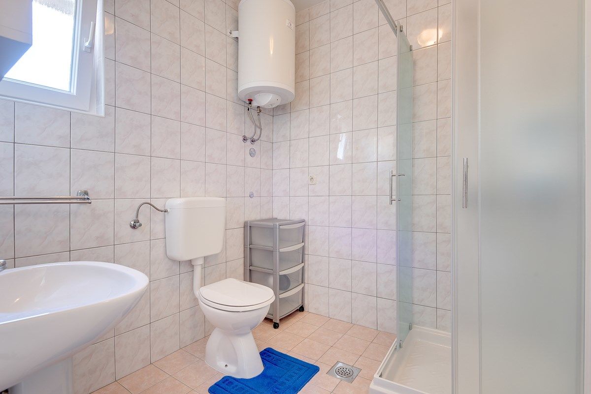 Casa Korpar 16056-A1