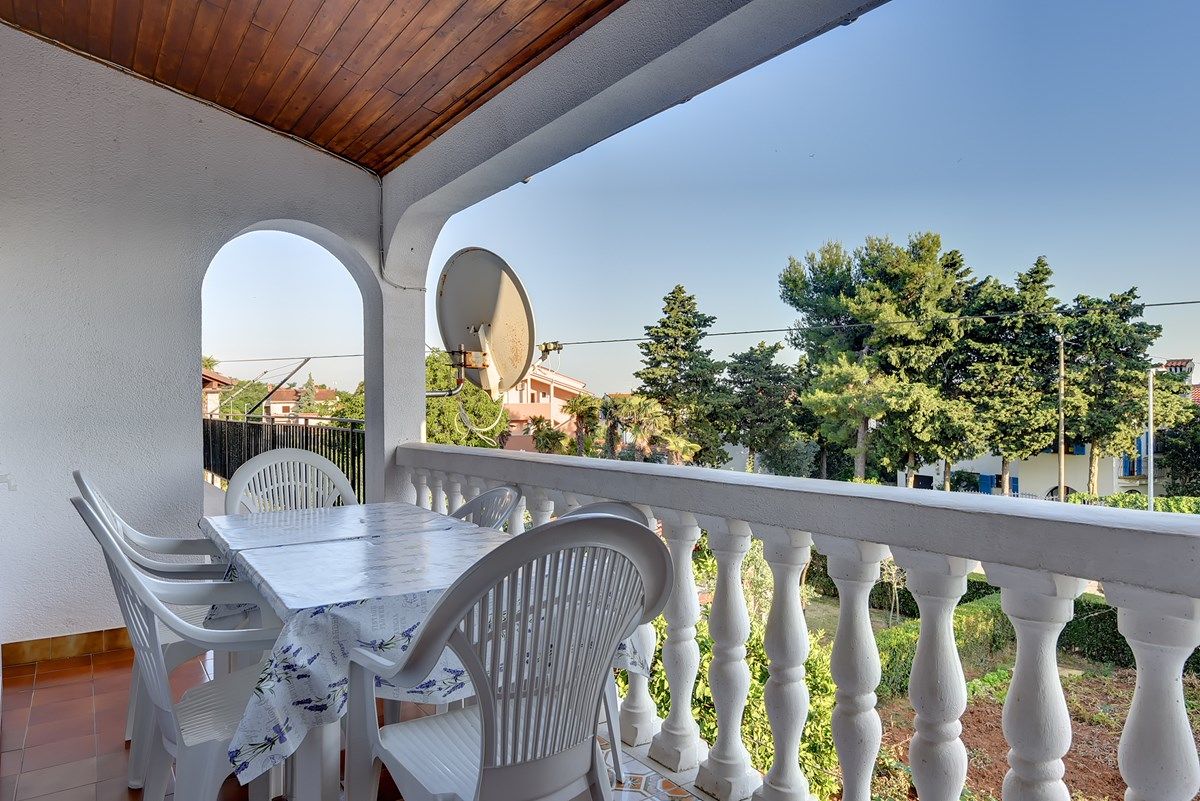 Casa Korpar 16056-A1