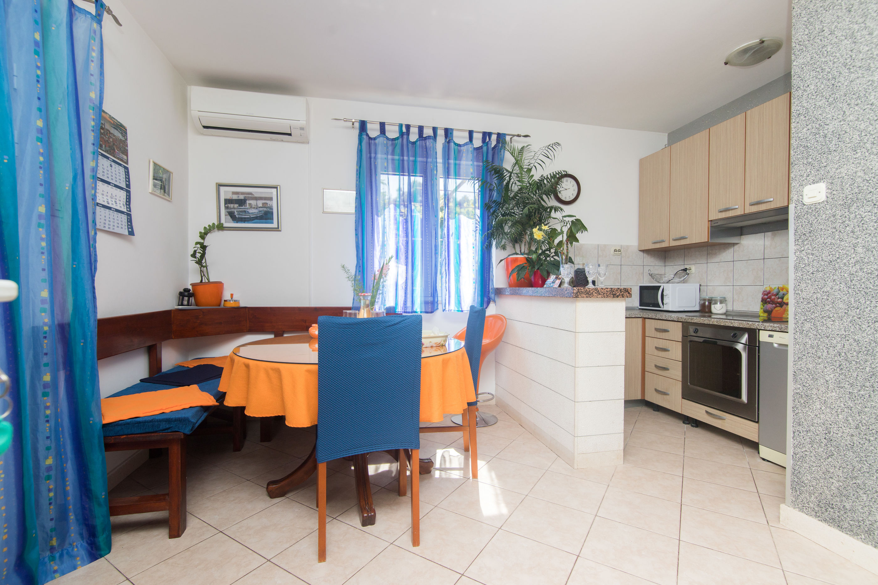 Apartments Jakov 41861-A1