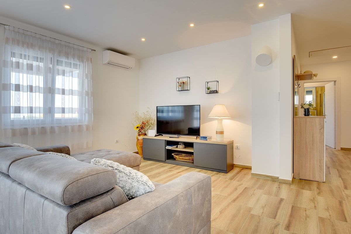 Villa LeMi 74119-K1