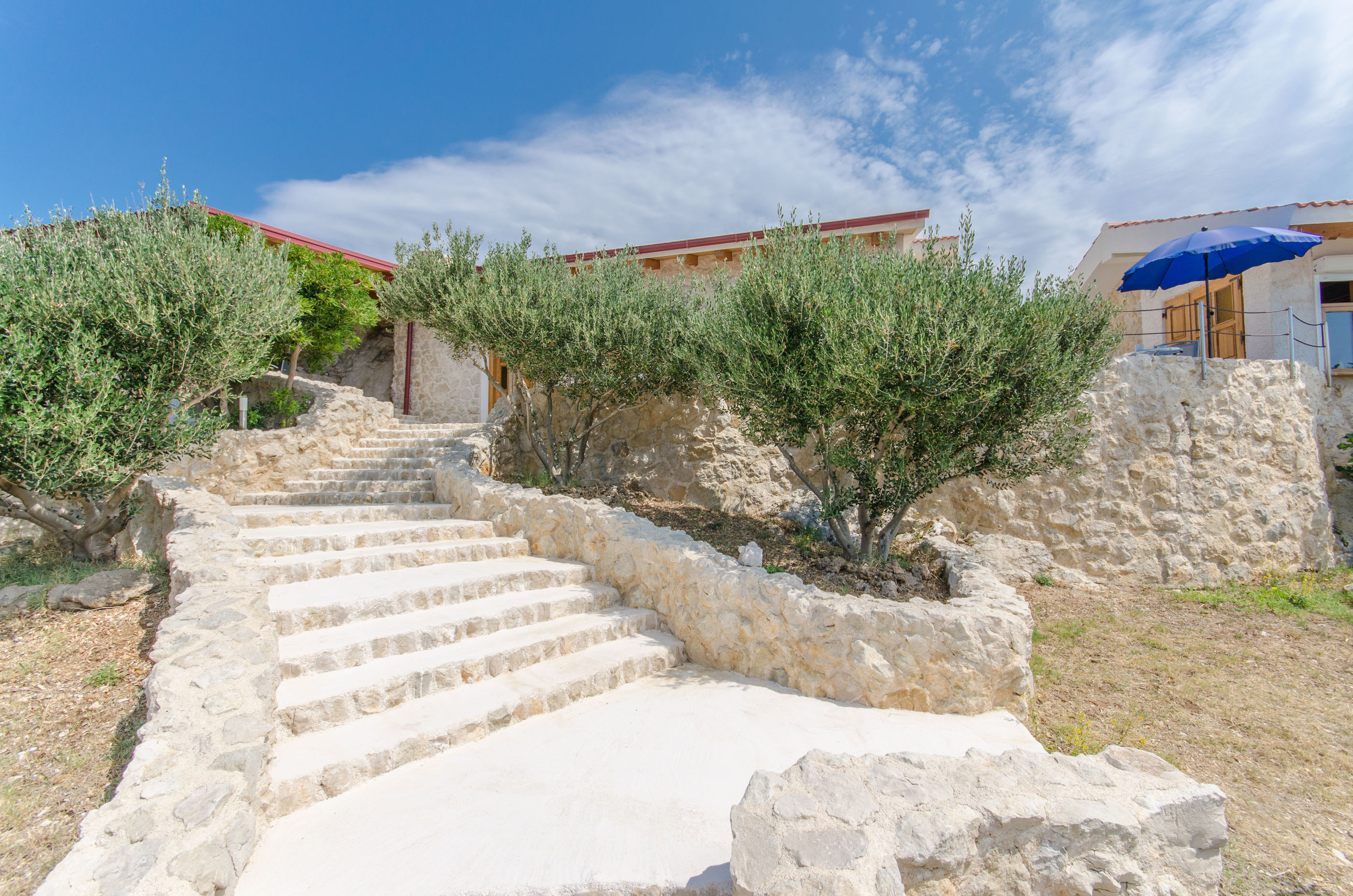 House Srećko 31541-K1