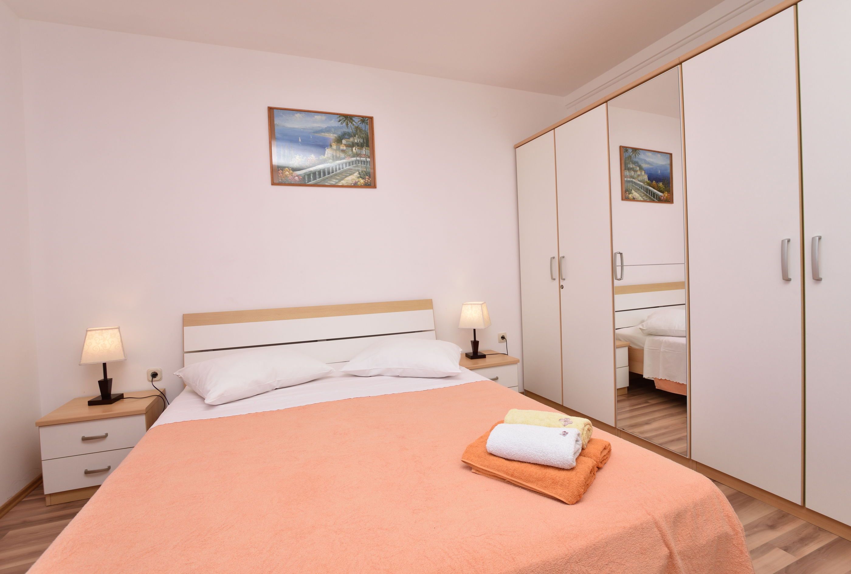 Apartments Brico 40454-A3