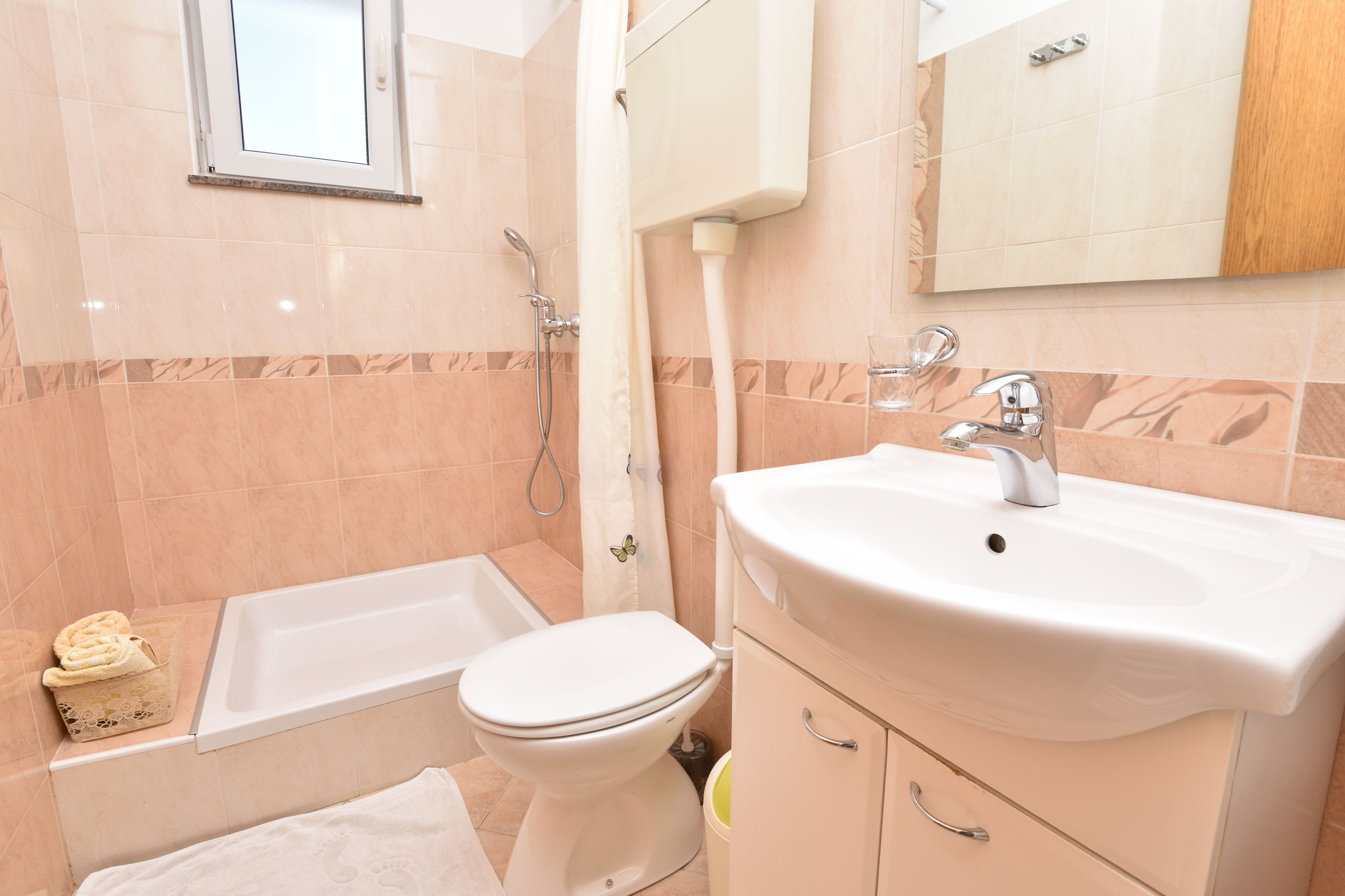 Apartments Brico 40454-A3