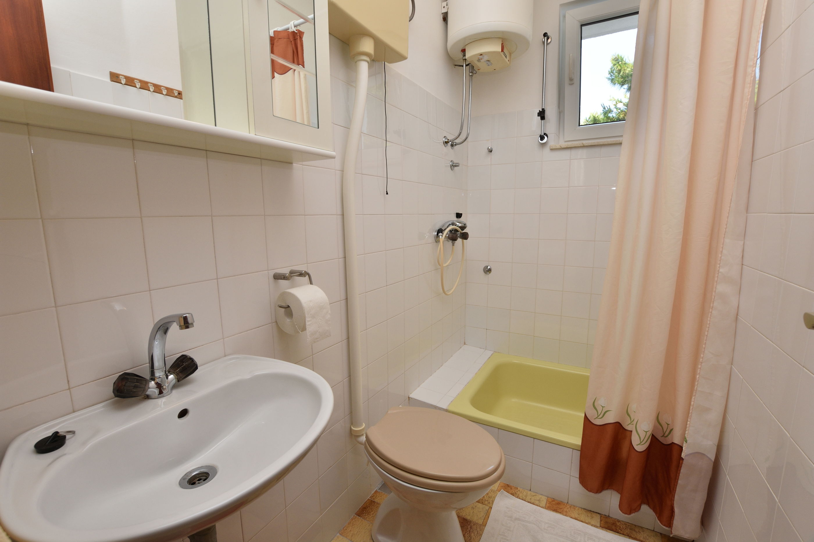 Apartments Brico 40454-A1