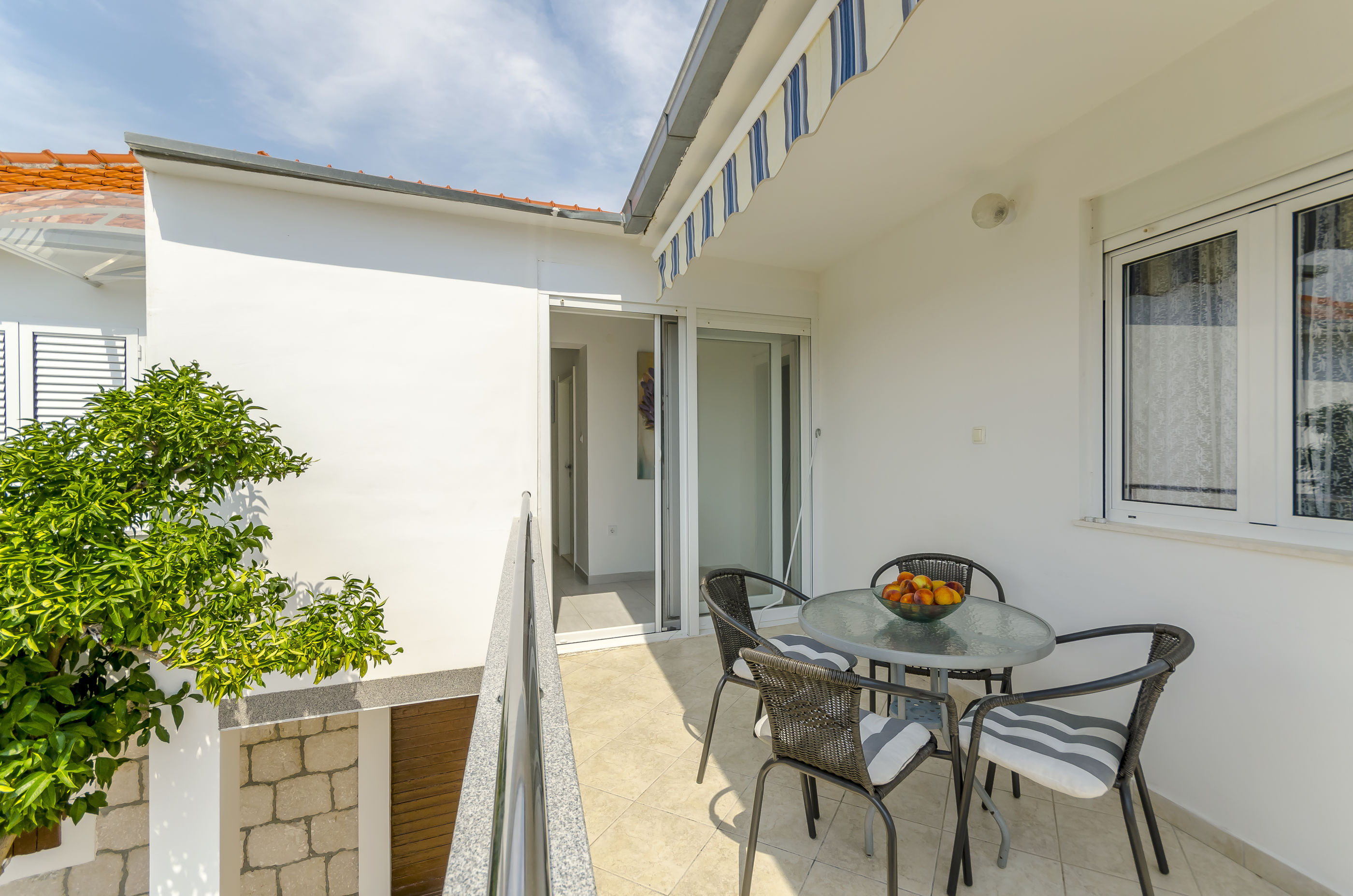 House Ivana 34441-K1