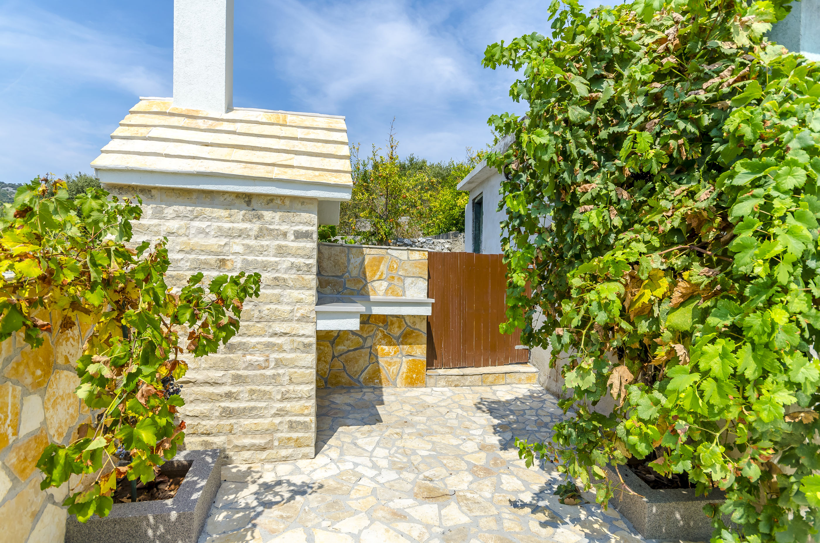 House Ivana 34441-K1