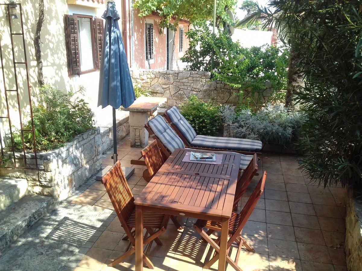 Kuća za odmor House Mladen K1