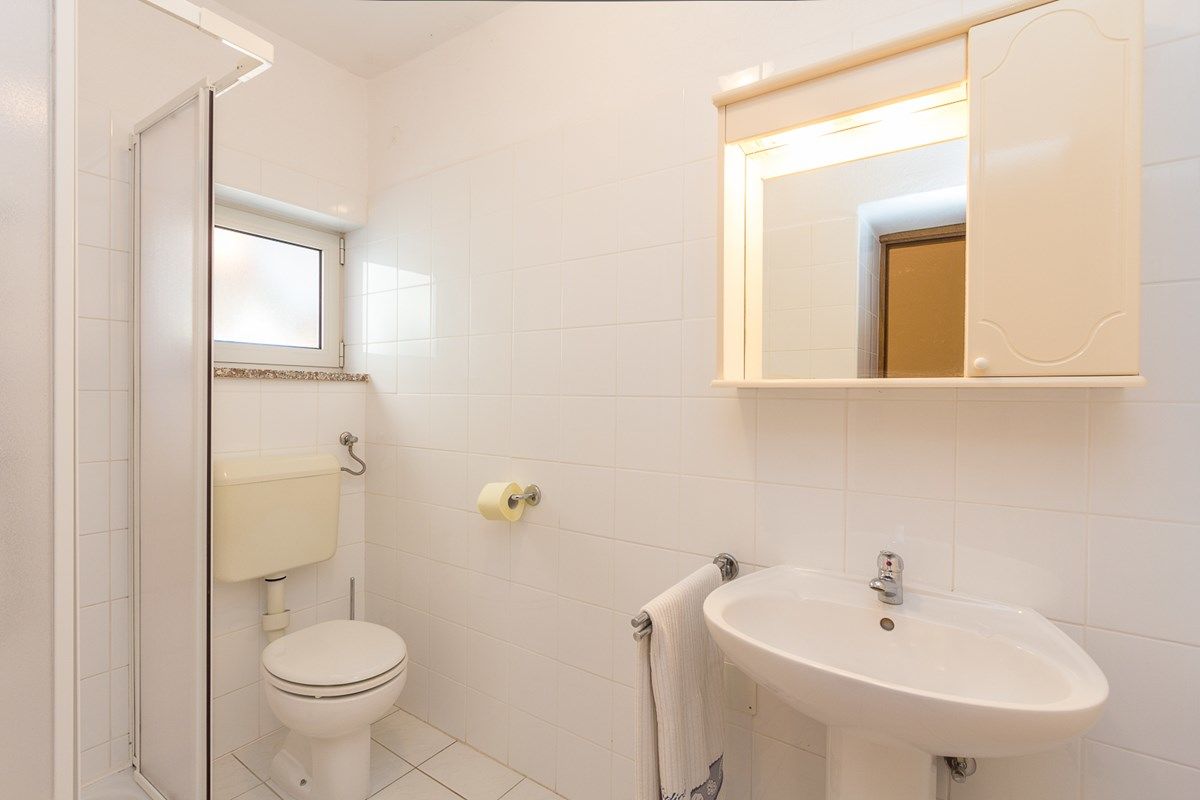 Apartment House Vjera 76011-S7