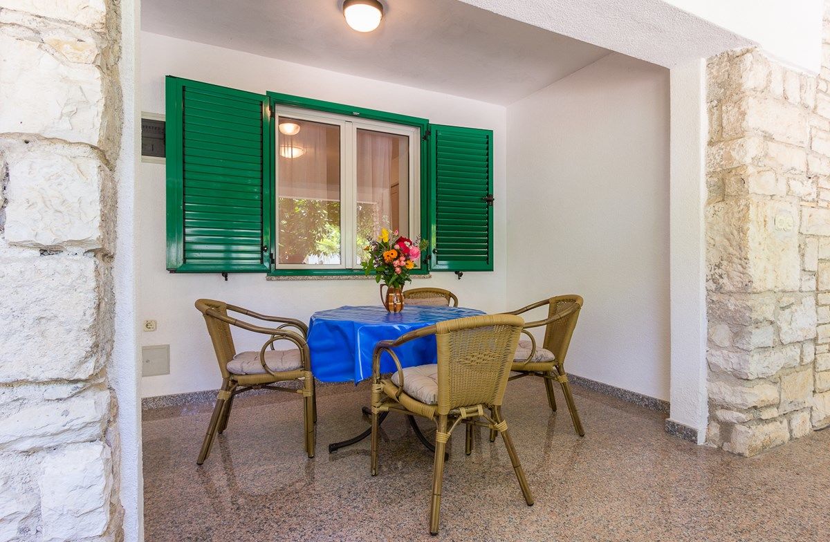 Apartment House Vjera 76011-S7