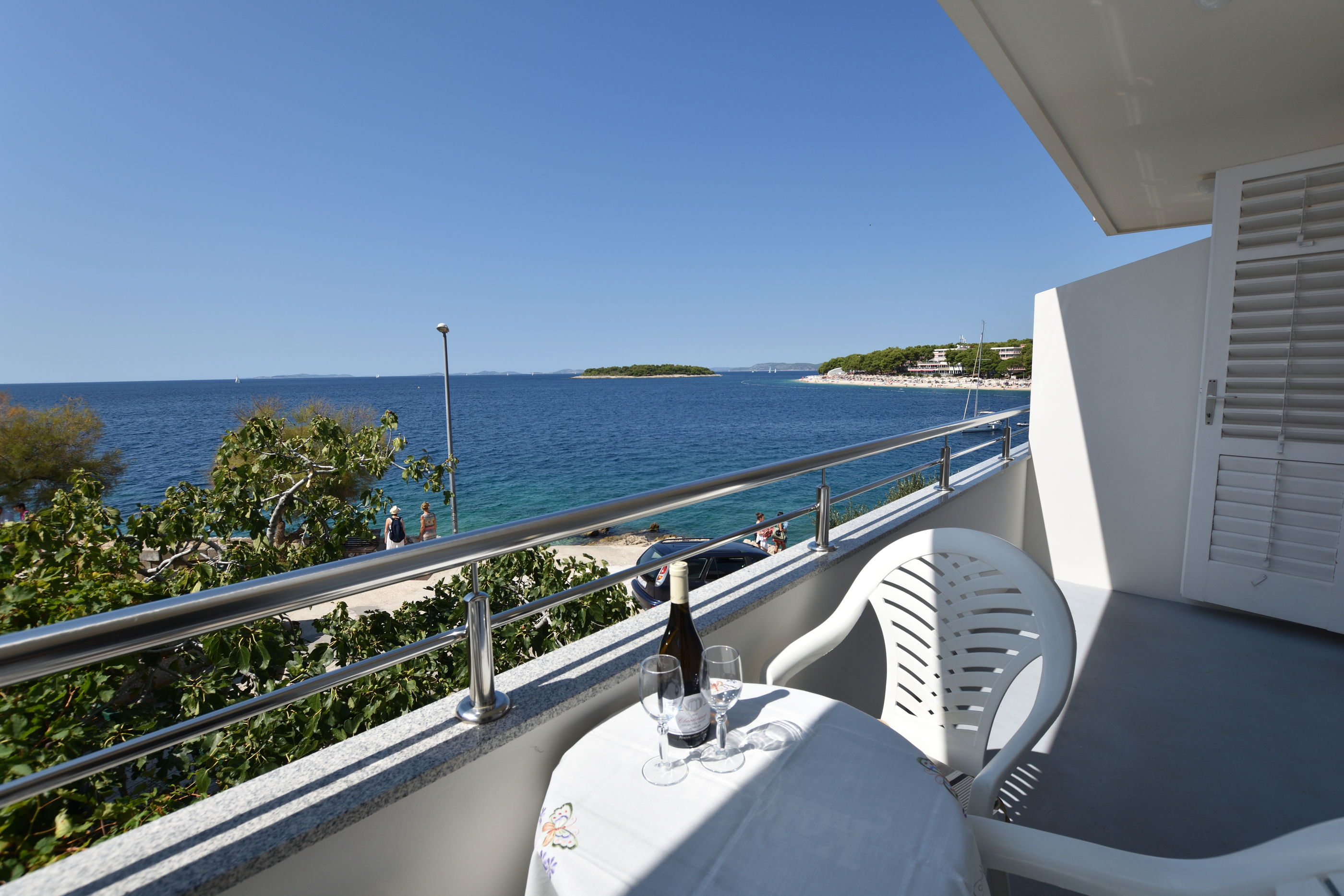 Apartments Brico 40454-A2