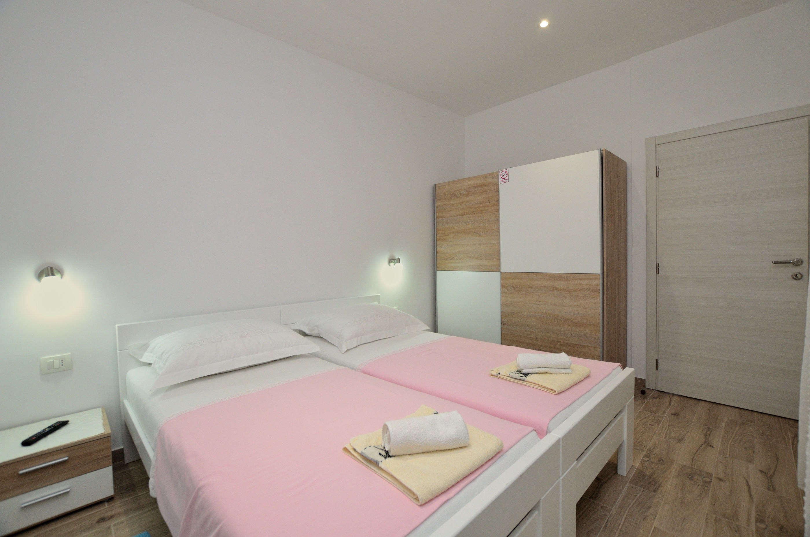 Apartment Happy sound 72101-A1