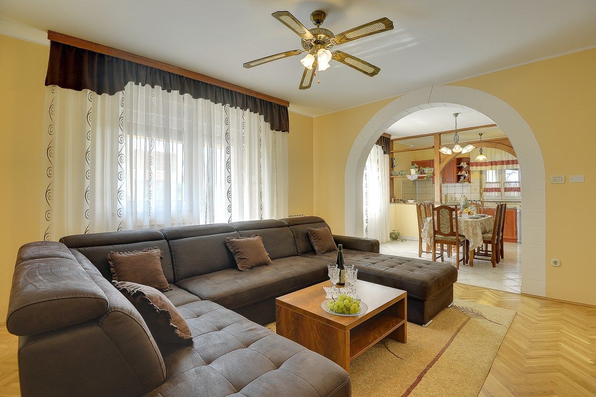 Villa Istriana V3544-K1