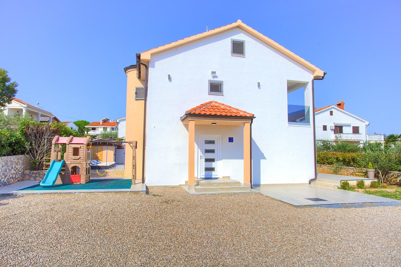House Tereza 62155-A1