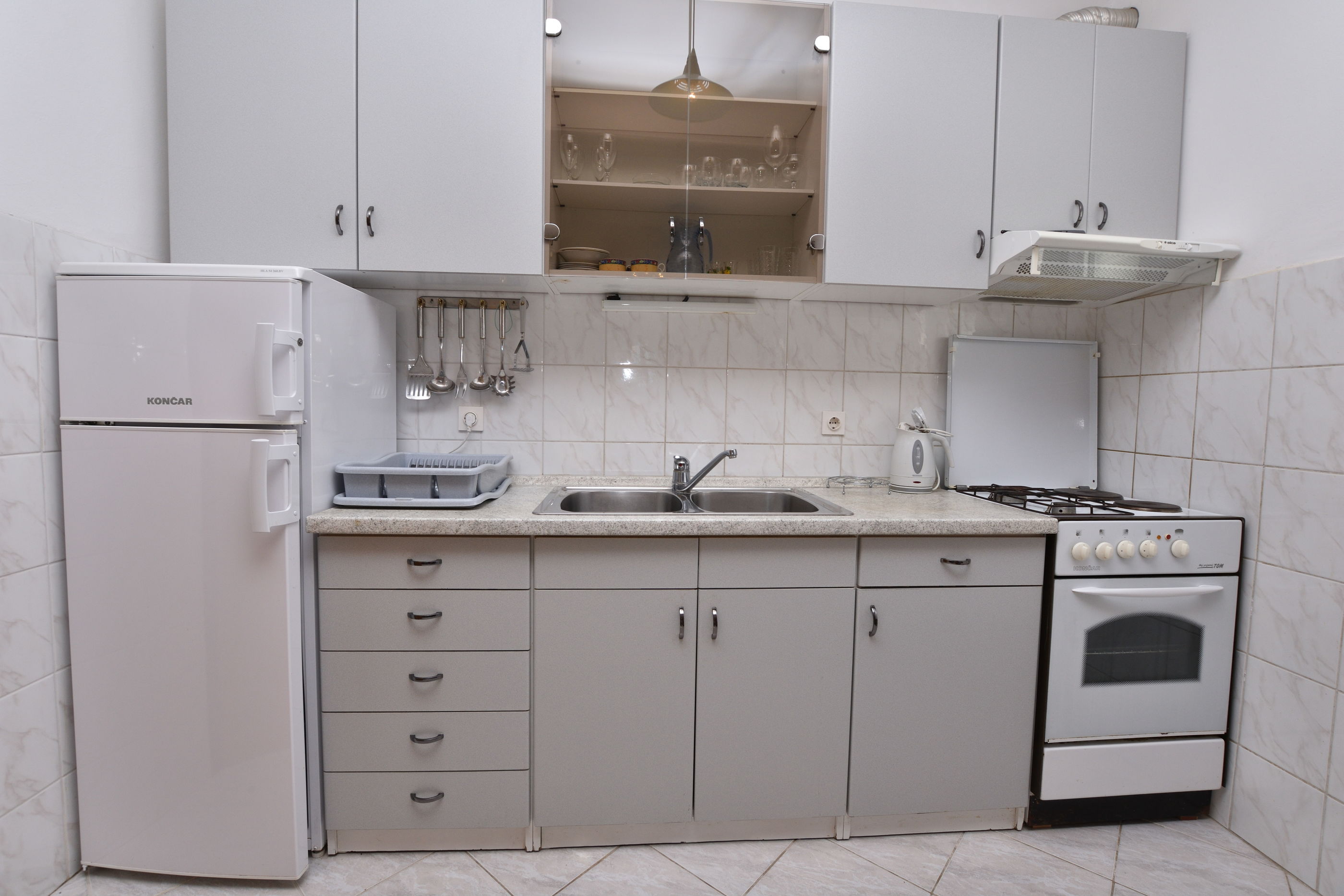Apartments and Room Kiko 40479-A3