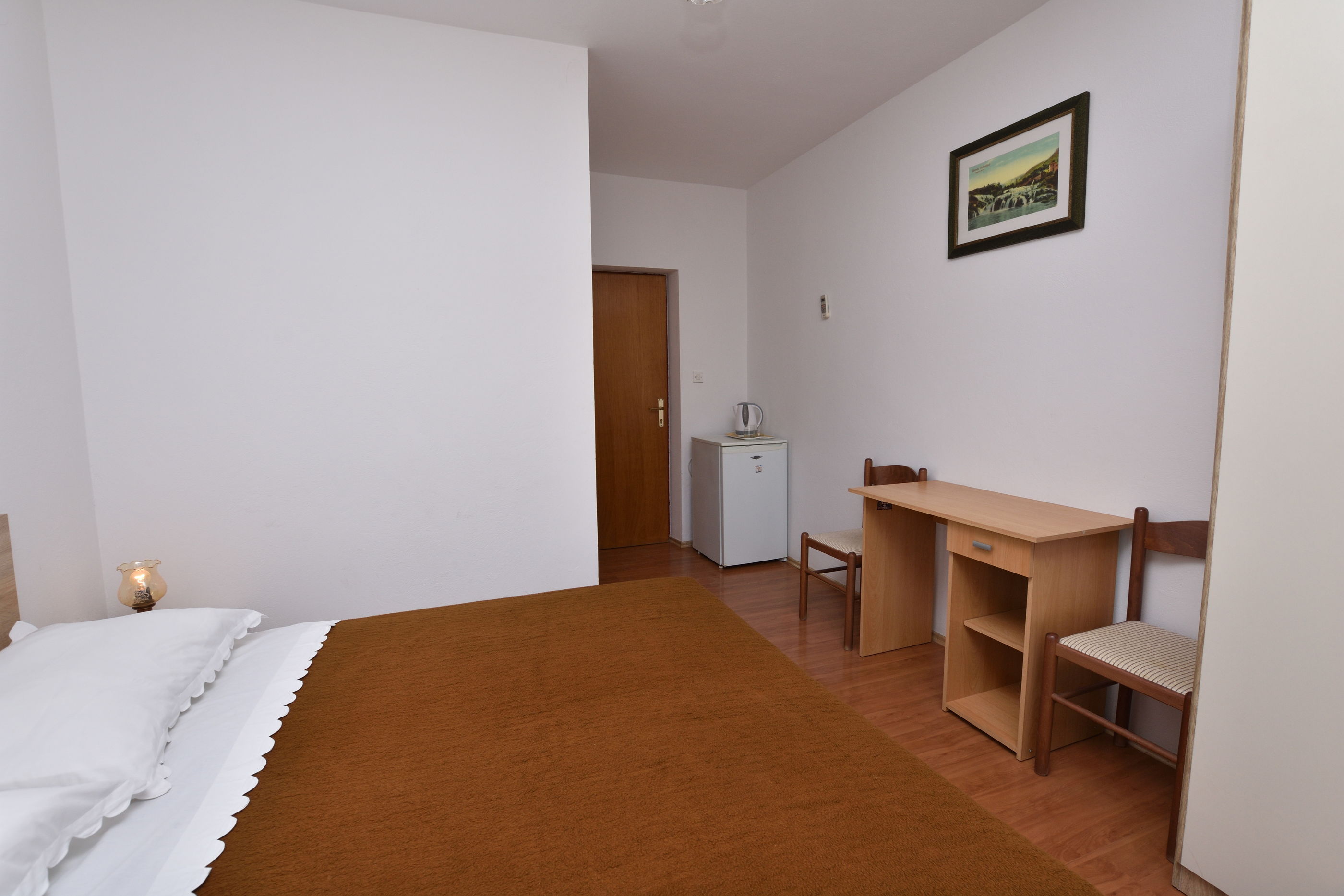 Apartments and Room Kiko 40479-S1