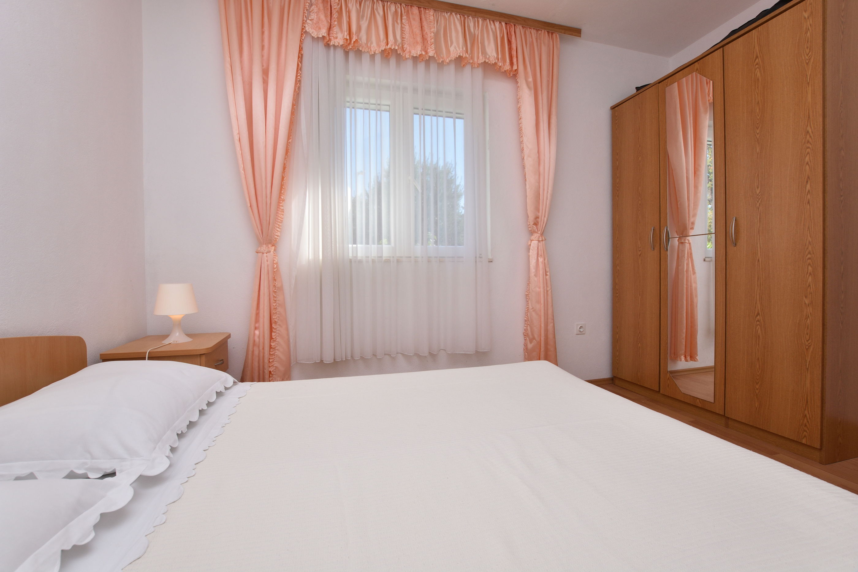 Apartments and Room Kiko 40479-A1