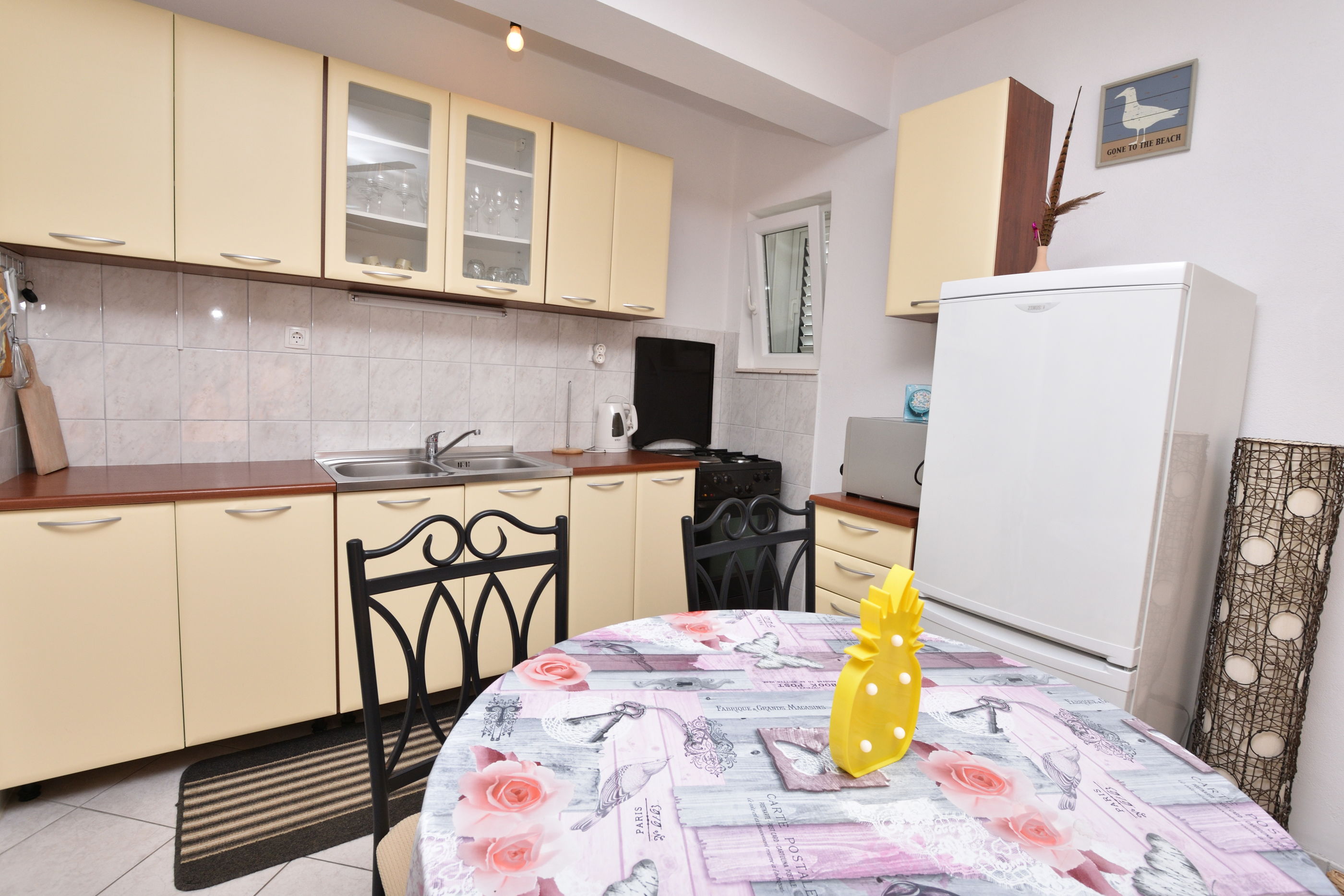 Apartments and Room Kiko 40479-A1