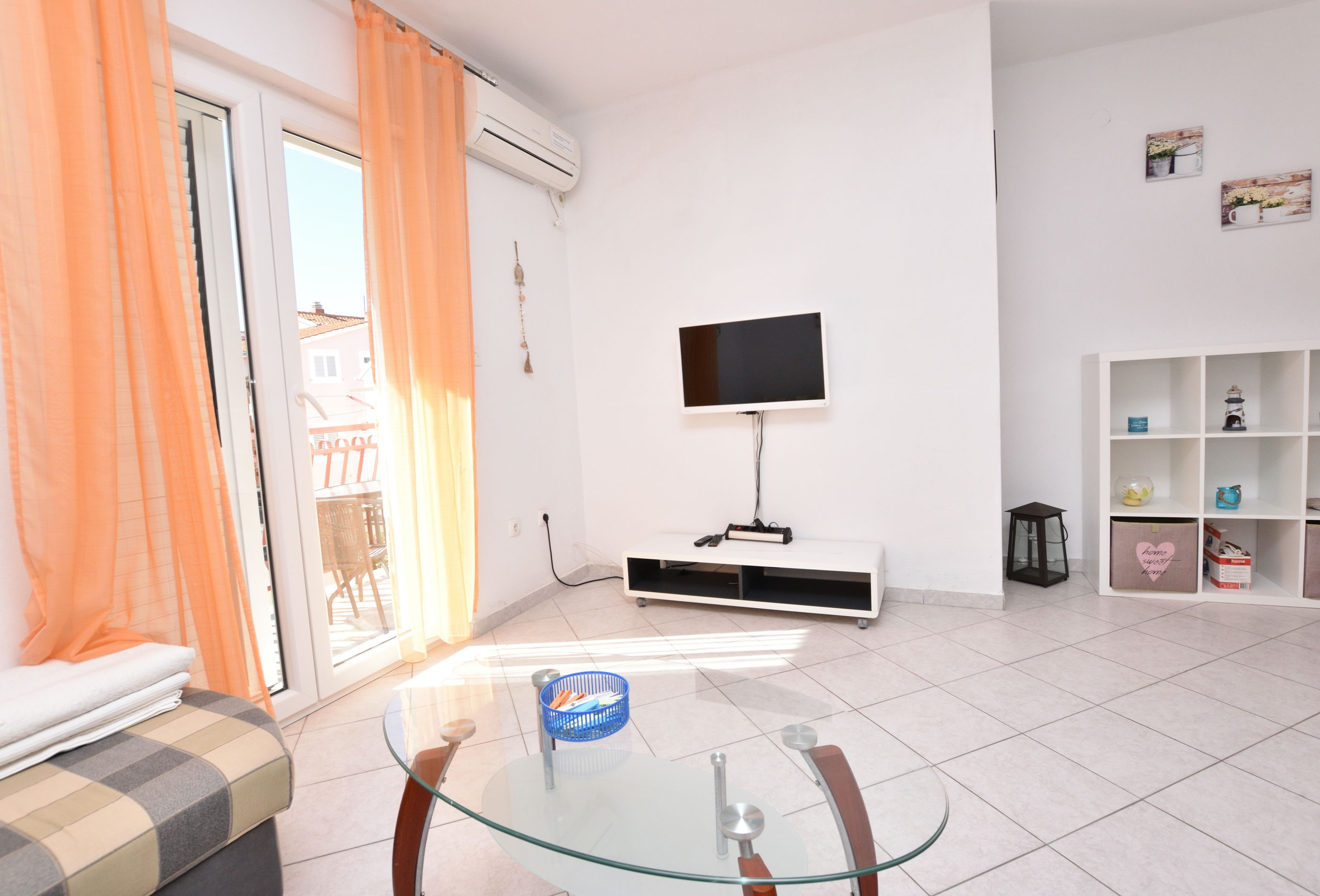 Apartments and Room Kiko 40479-A1