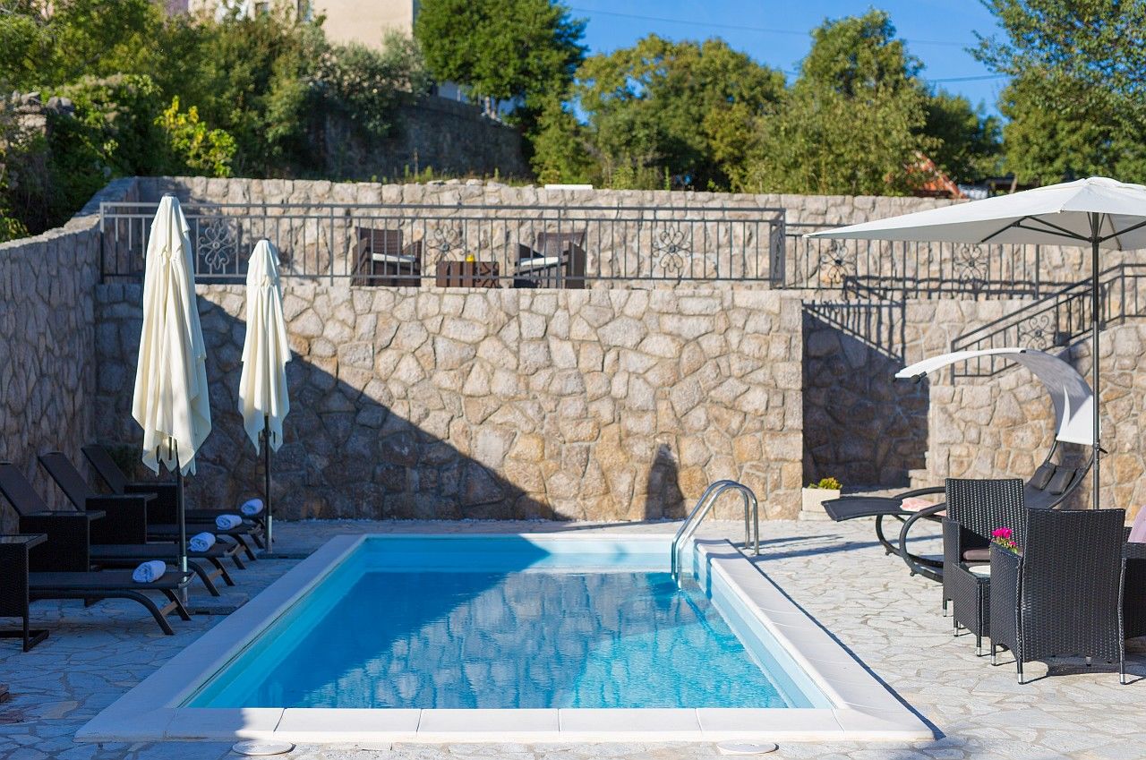 Villa Vrh 62094-A1