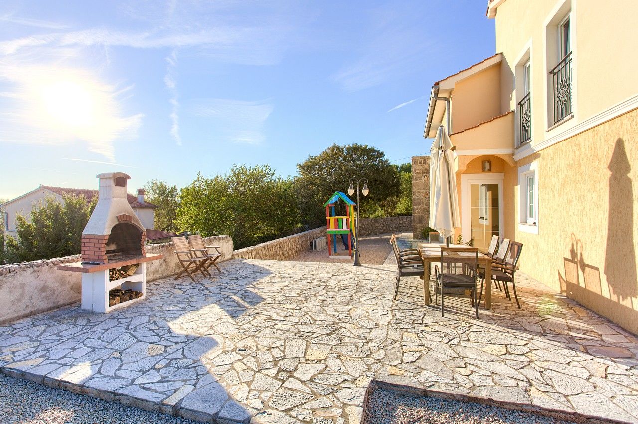 Villa Vrh 62094-A1