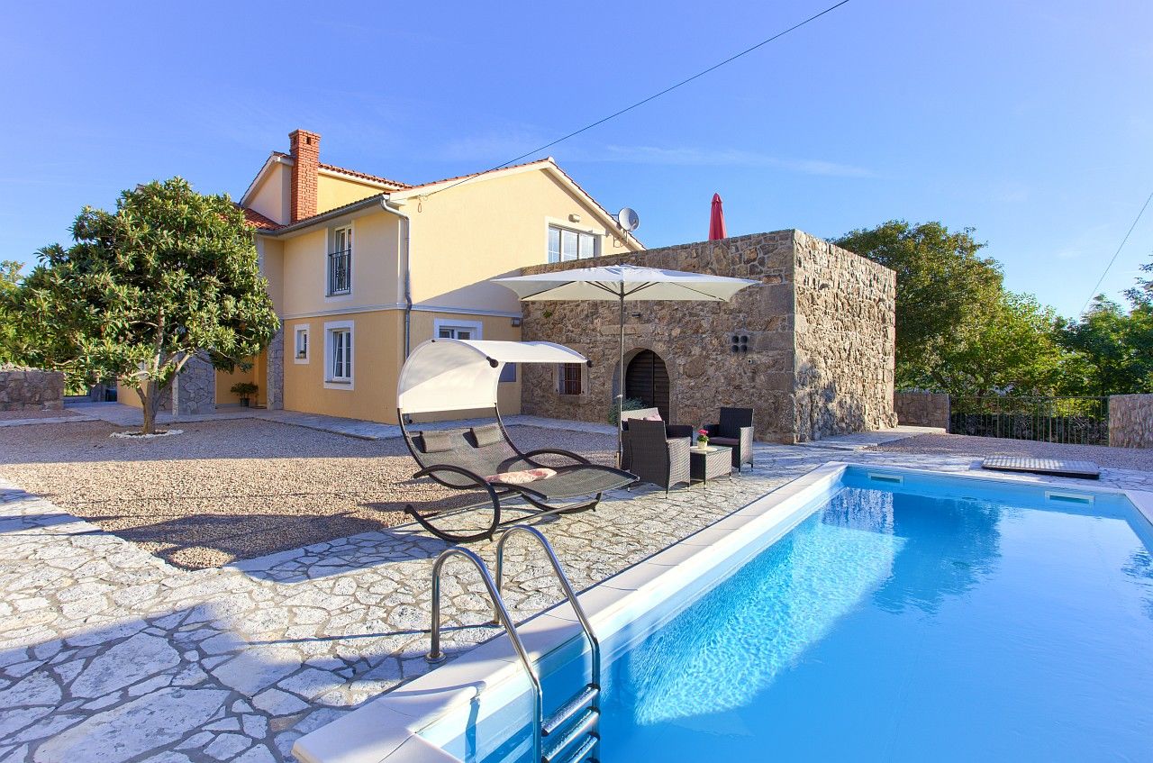Villa Vrh 62094-A1