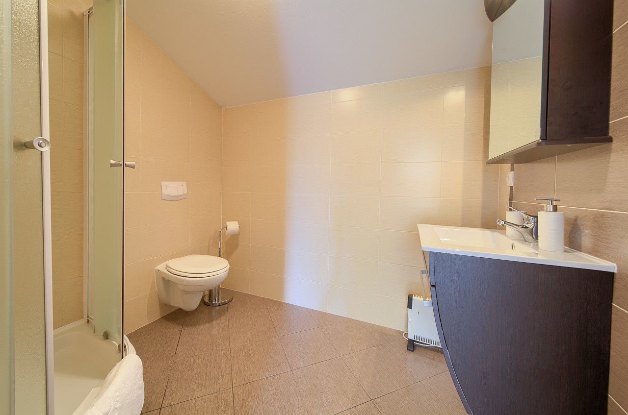 Villa Vrh 62094-A1