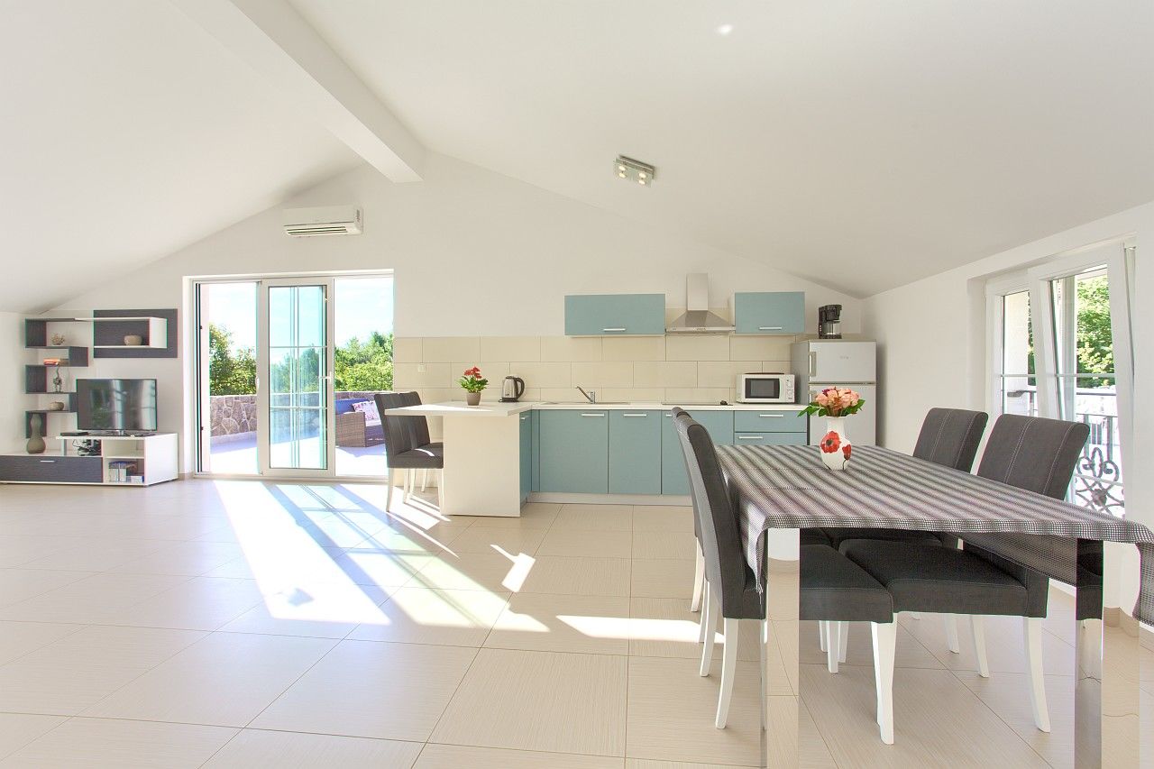 Villa Vrh 62094-A1