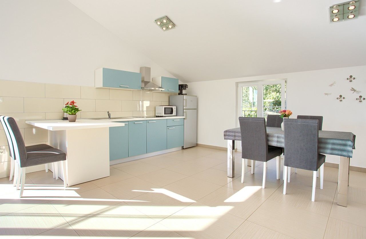 Villa Vrh 62094-A1